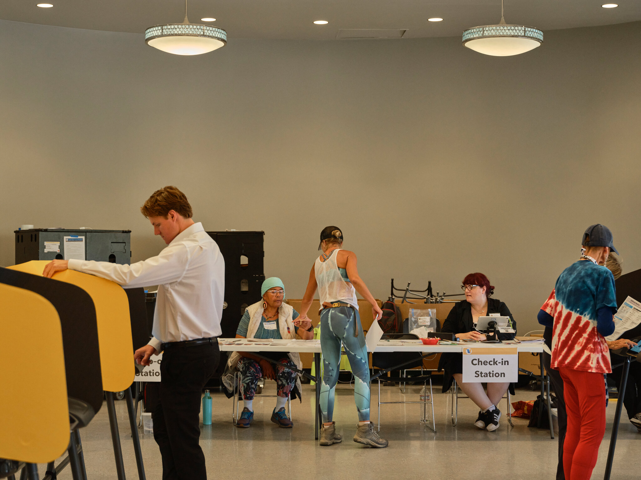 Pacific Palisades Voters Remain Frustrated by Fire Aftermath