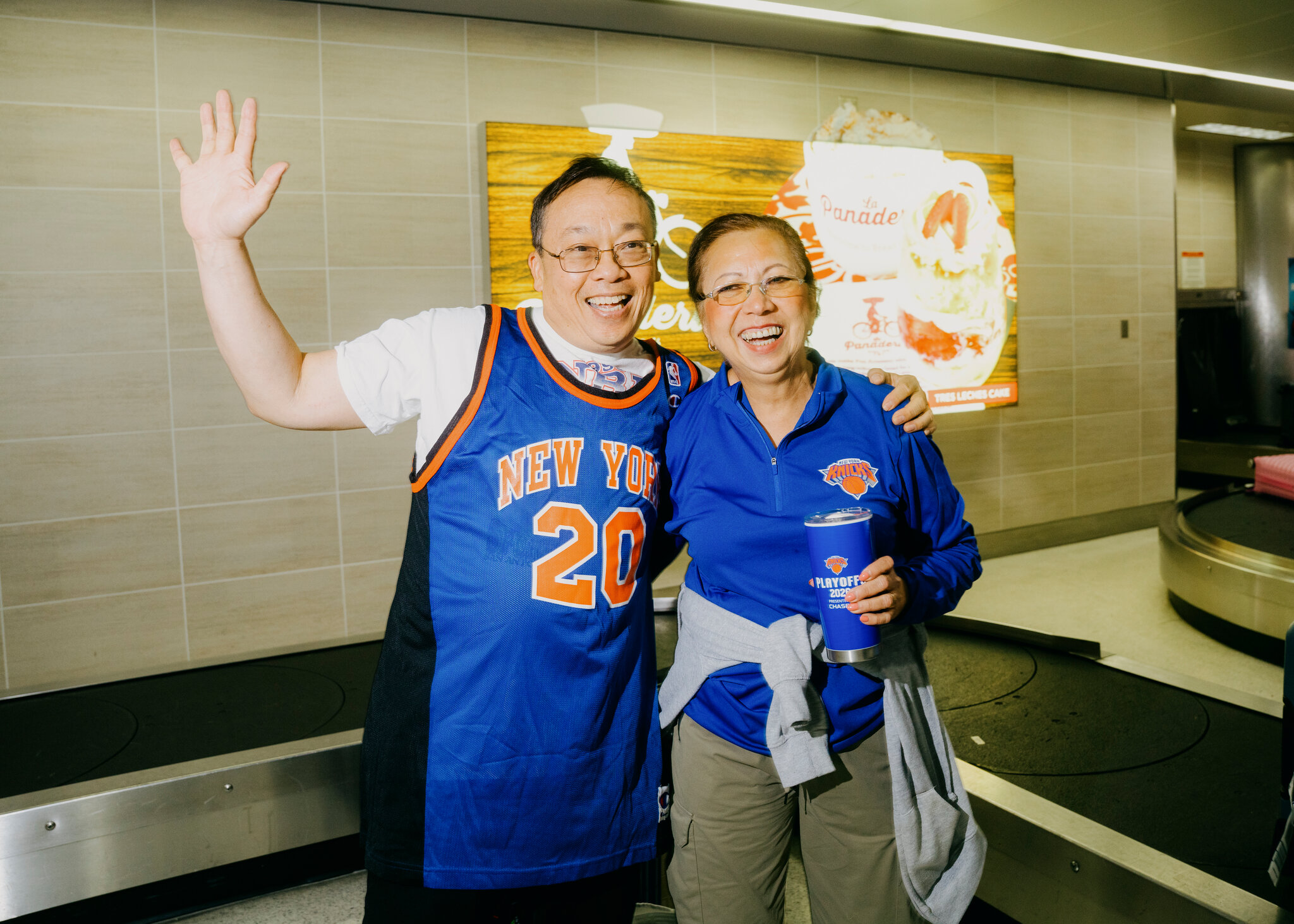 Knicks Fans Bring Their Hope, Hype and Old Grudges to San Antonio