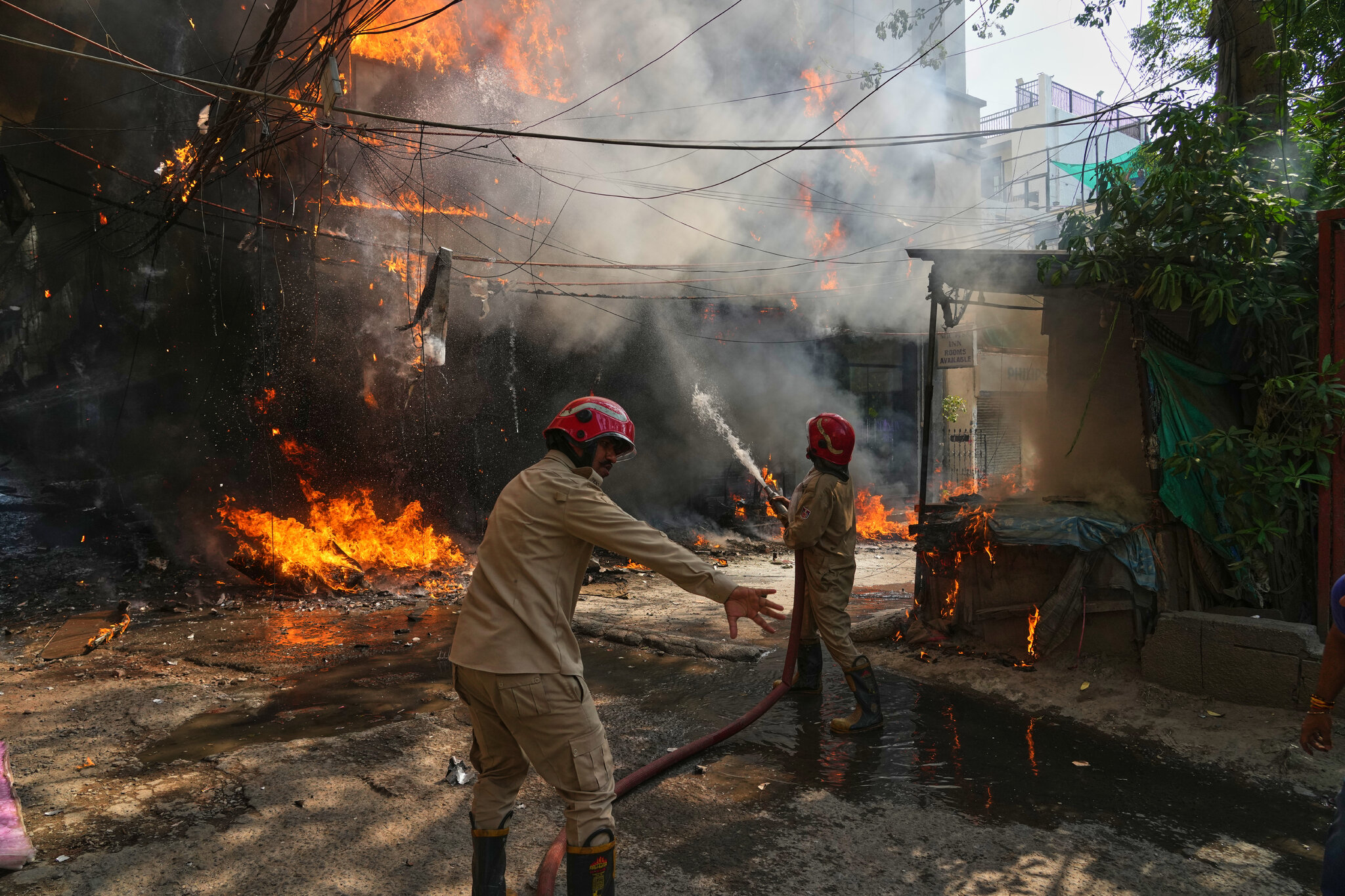 Fire at a New Delhi Hotel Kills at Least 21