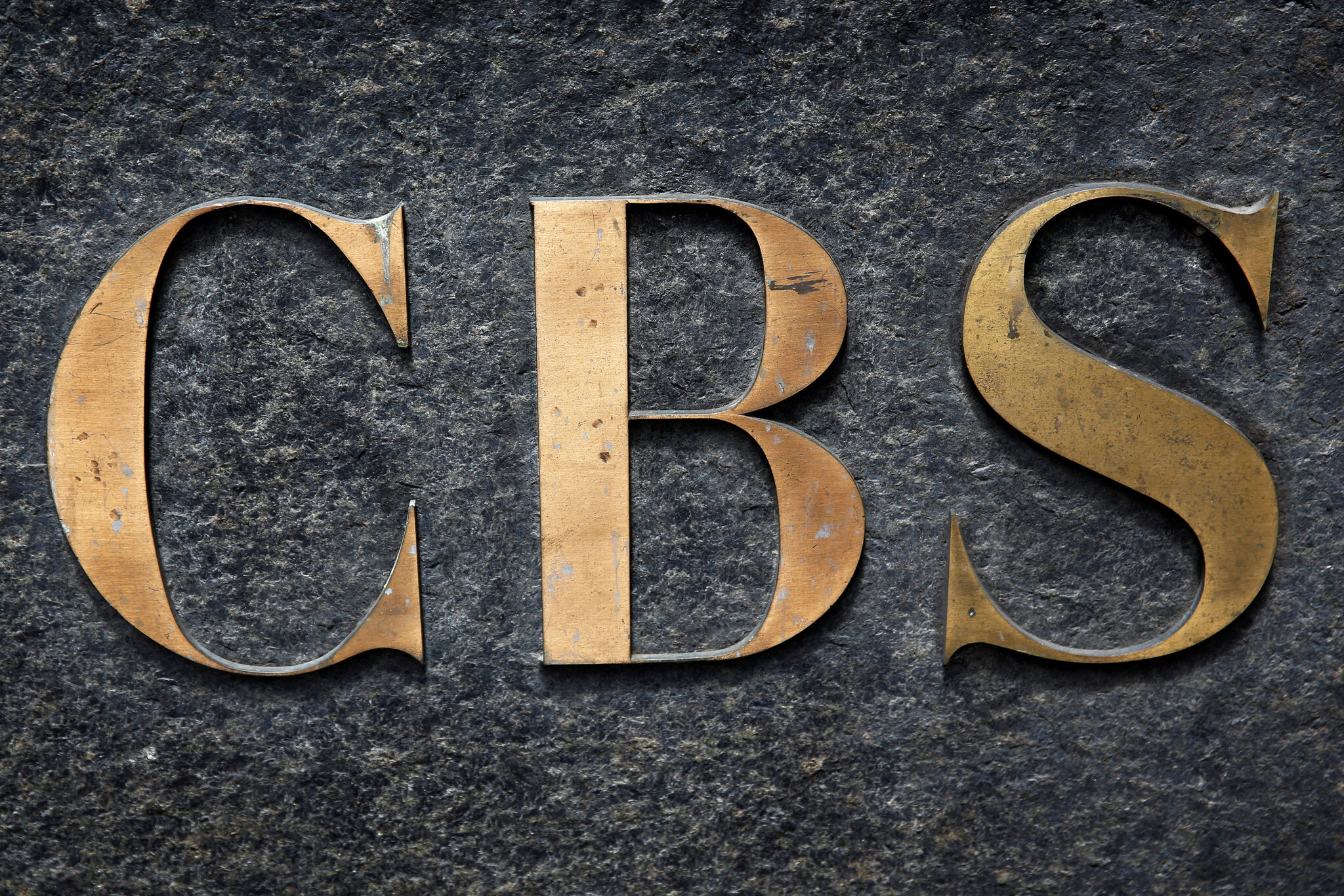 ‘60 Minutes’ Stars Will Stay Because They Don’t Want Show to ‘Die’