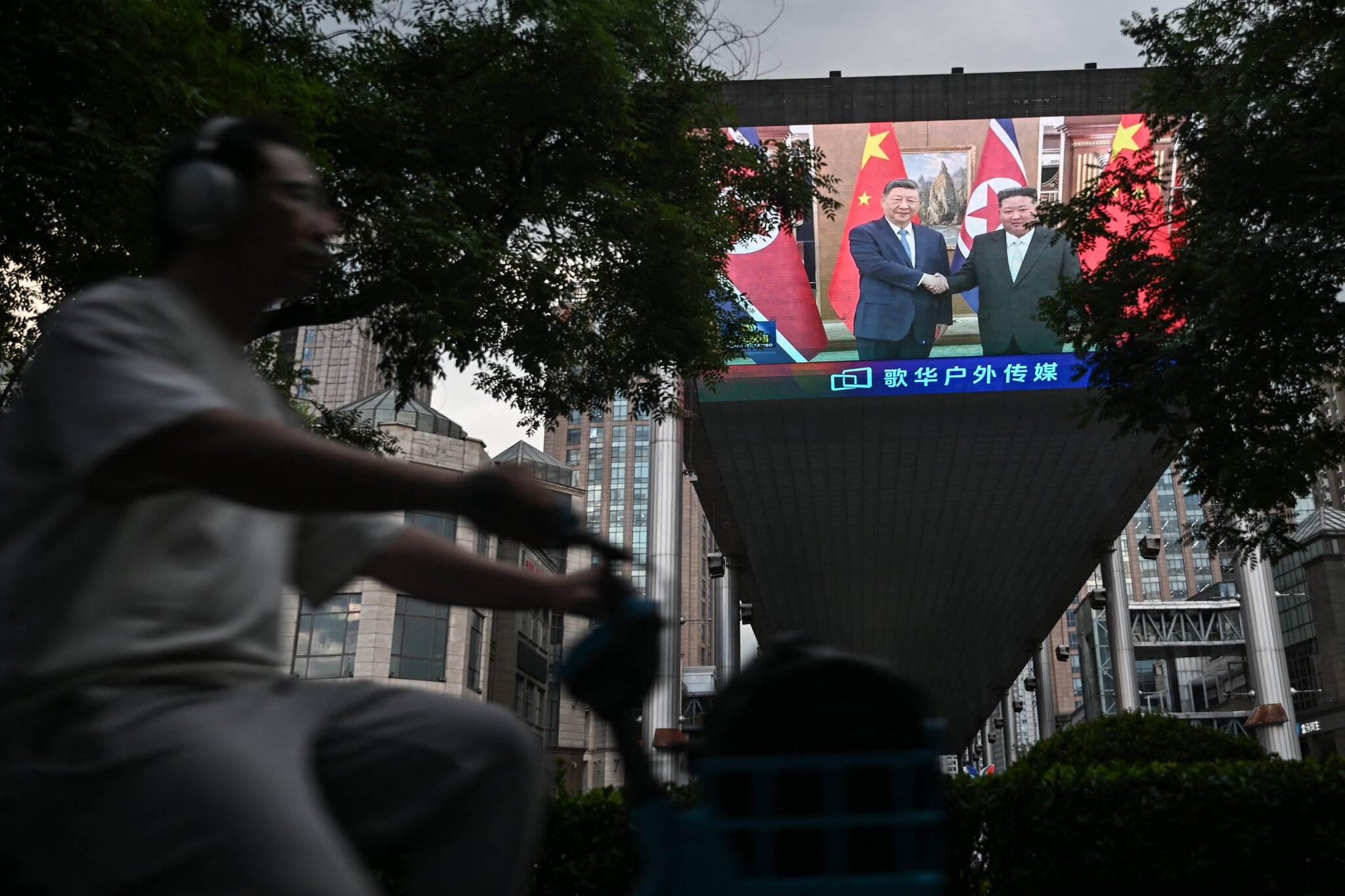 China Reasserts Itself, to Contain North Korea’s Tilt Toward Russia