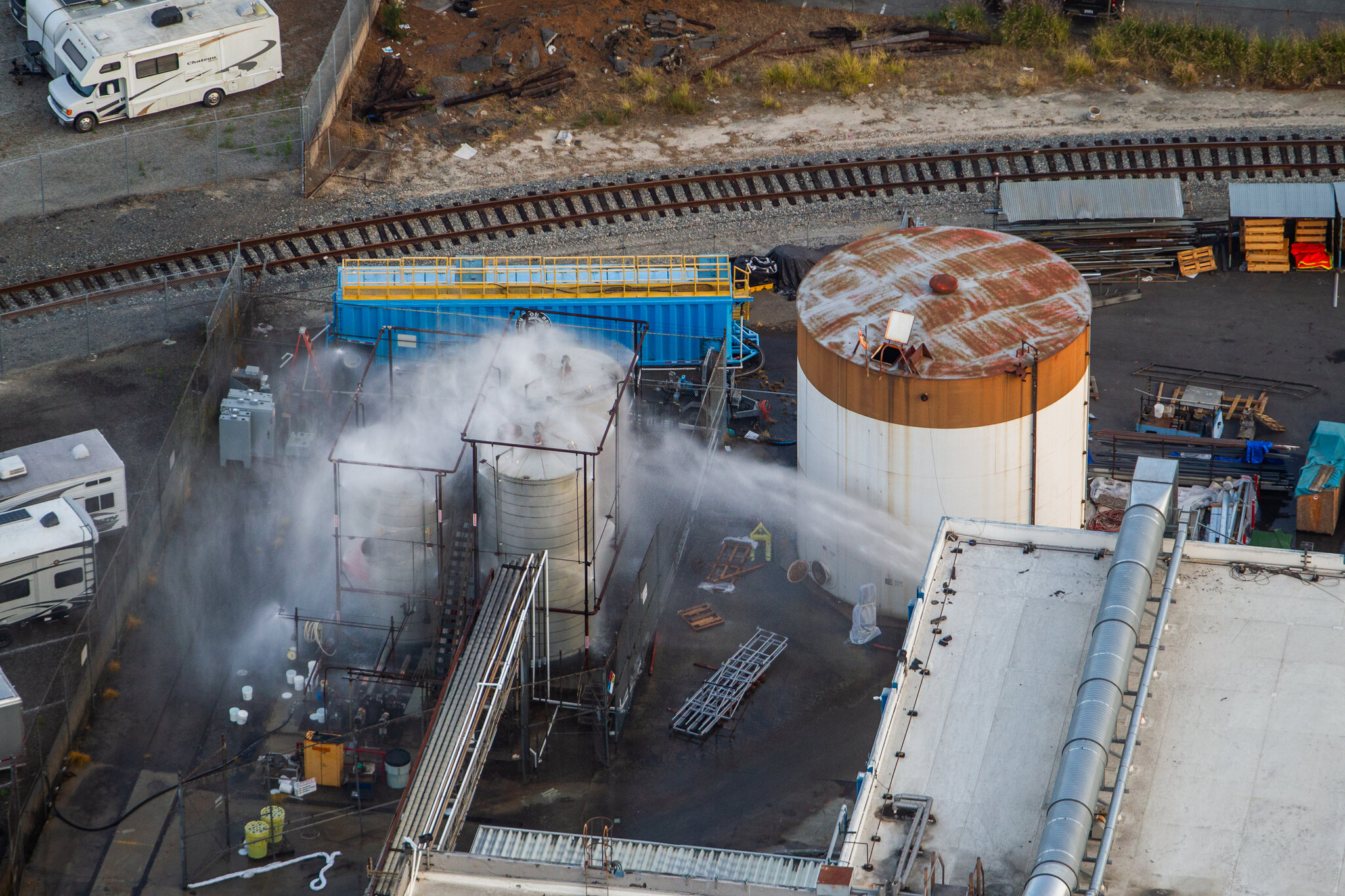 F.B.I. Searches California Plant Where Chemical Tank Nearly Exploded
