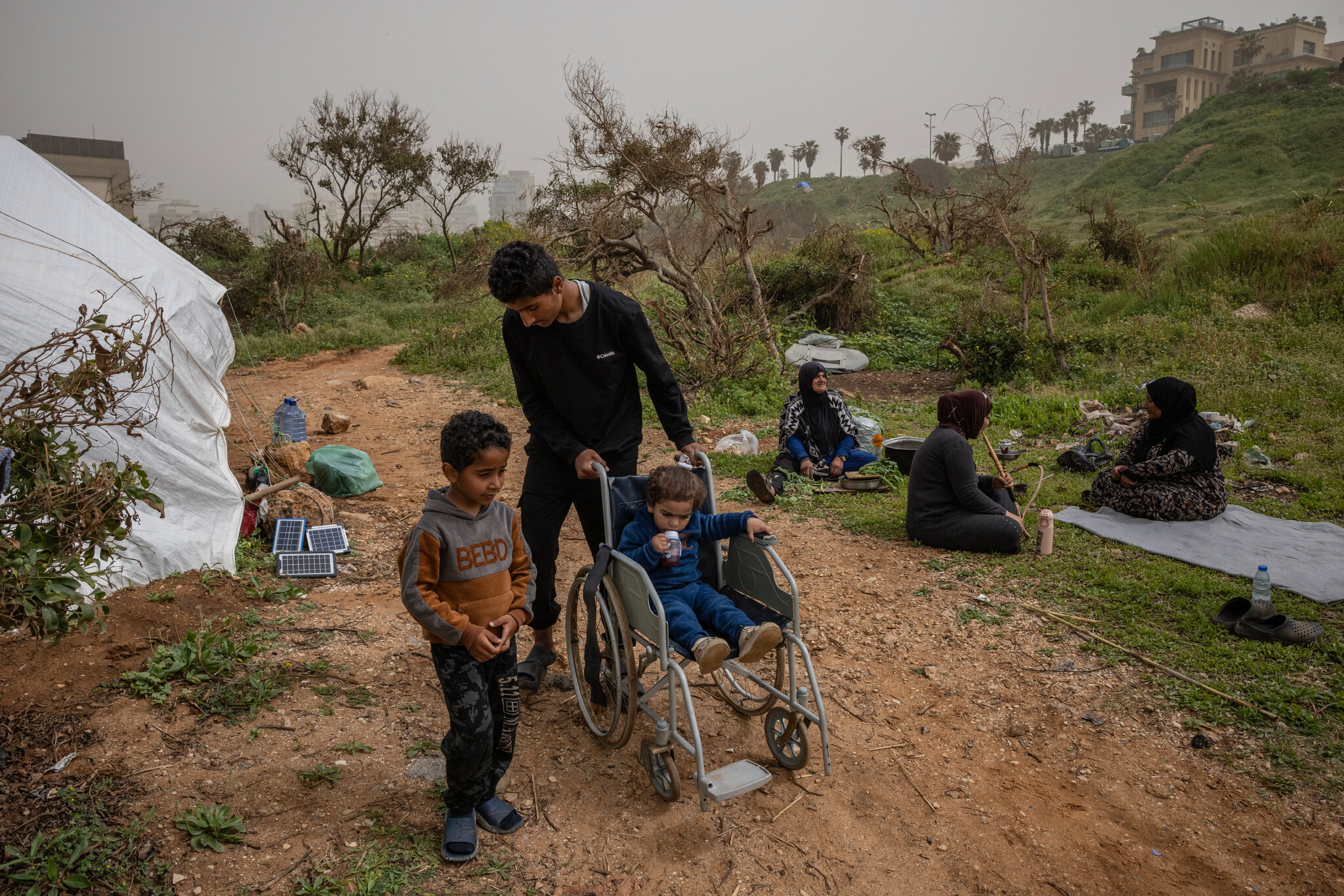 Refugees’ Numbers Drop, but Many Return to Turmoil at Home, U.N. Says