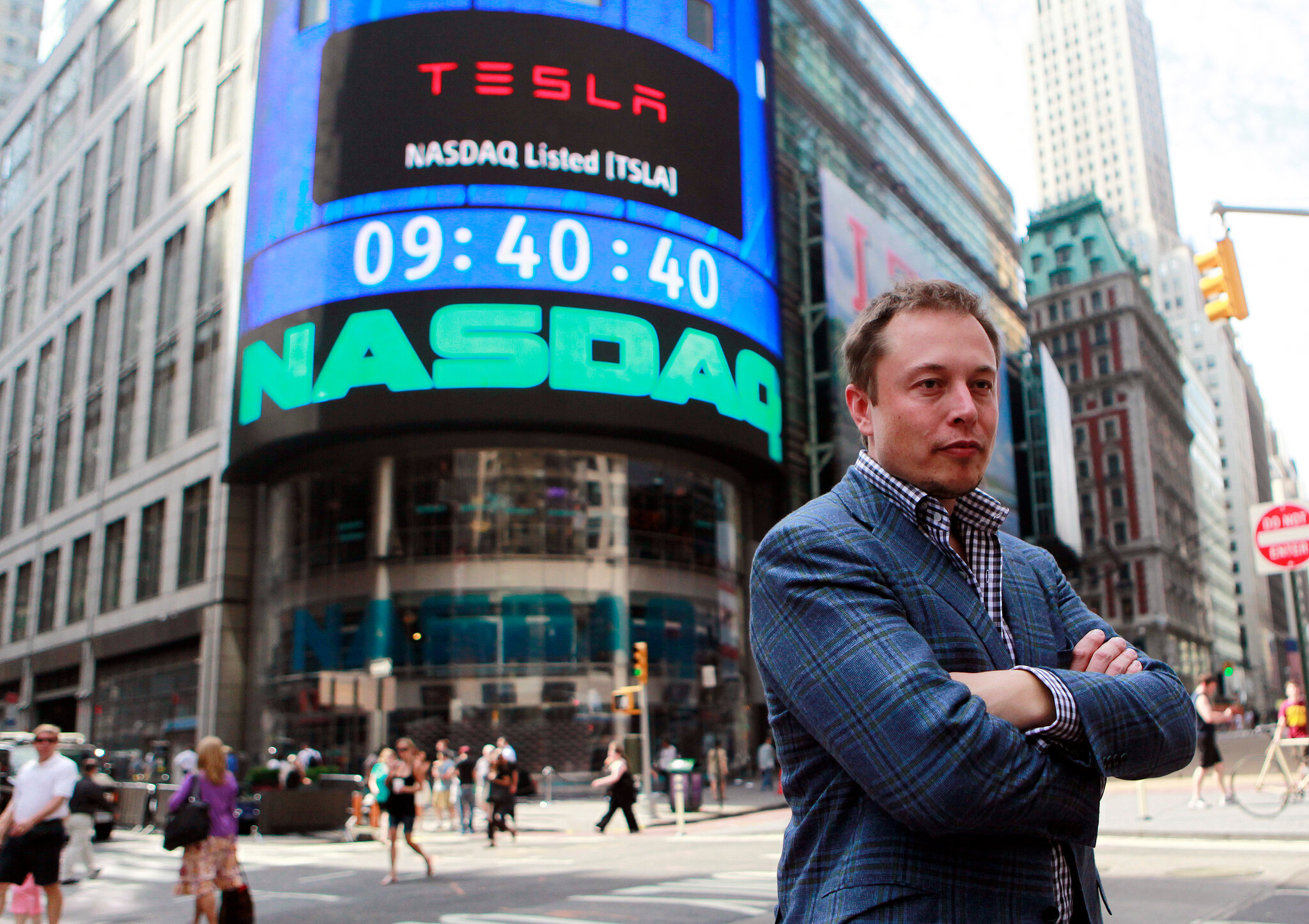 How Tesla’s Stock Listing in 2010 Enabled SpaceX’s I.P.O.