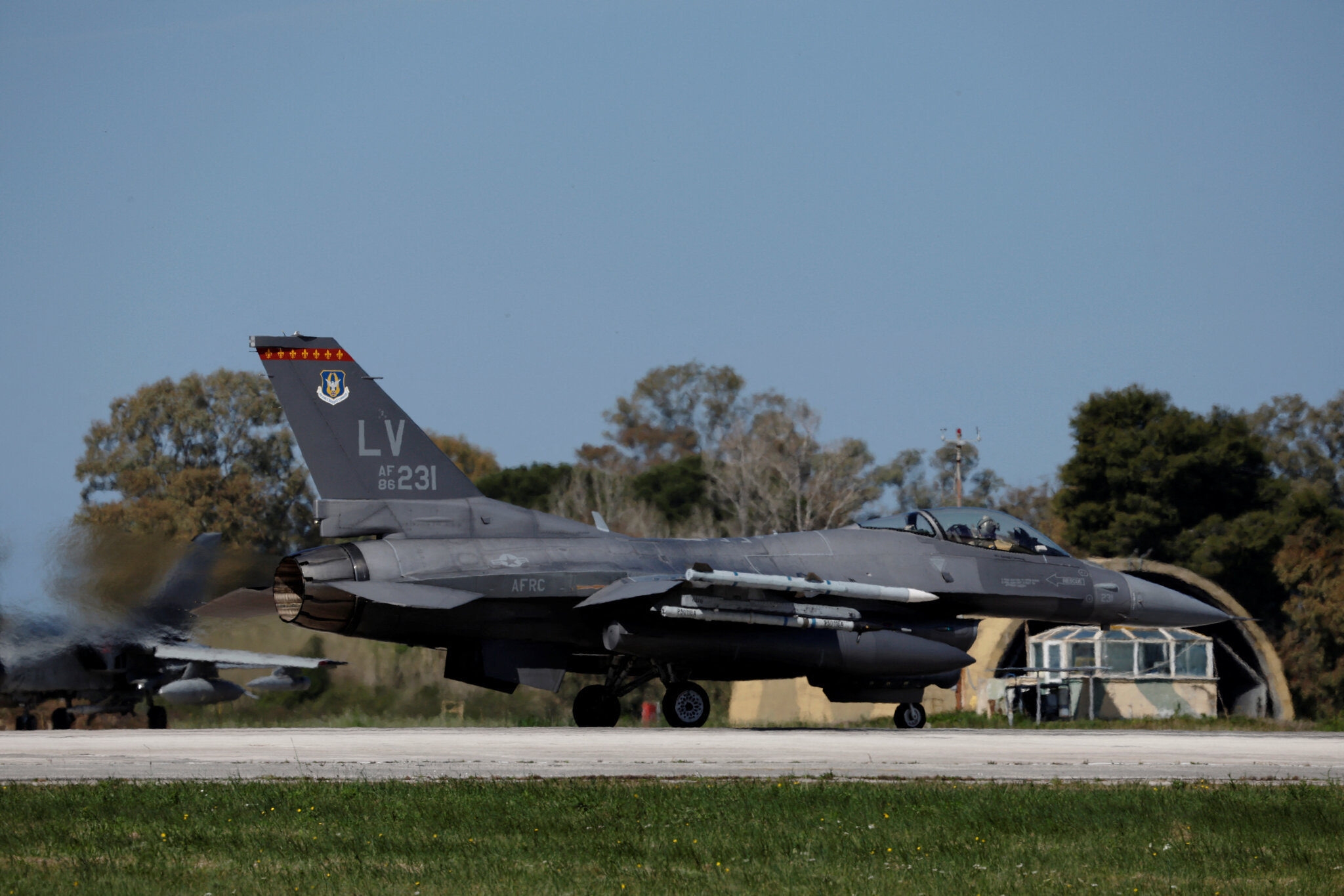 U.S. Plan Is Said to Pull a Third of Fighter Jets It Provides NATO for Europe