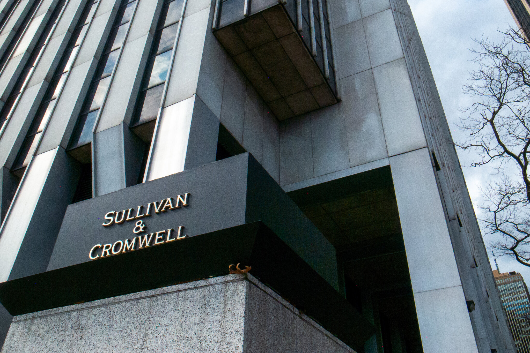 Trump Again Picks Personal Lawyer for a Top Job, as U.S. Attorney in Manhattan