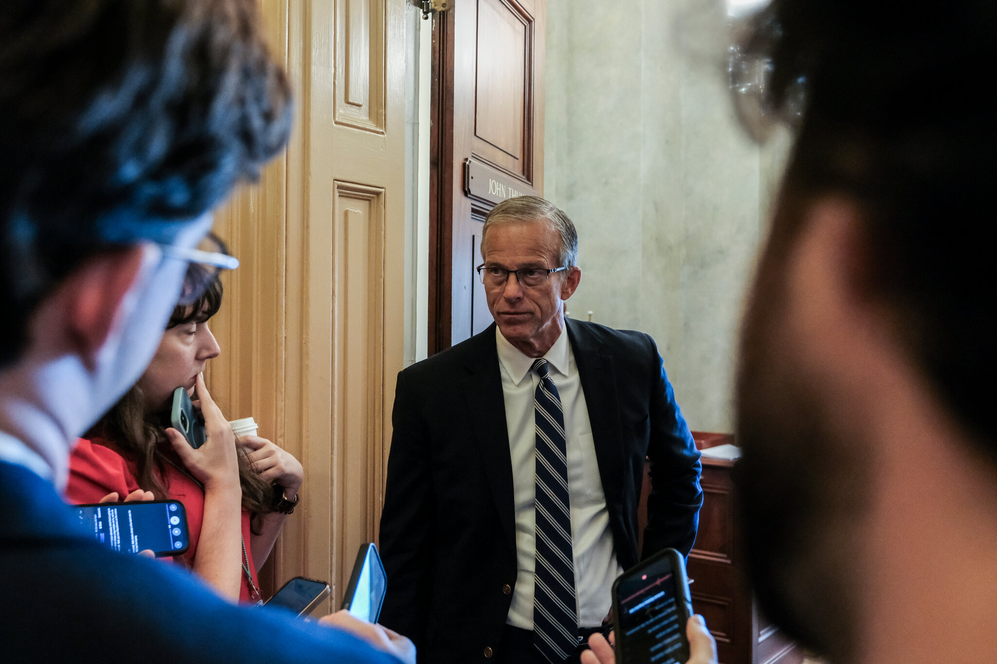 In the Dark on U.S.-Iran Deal, Senators Refrain From Praising It