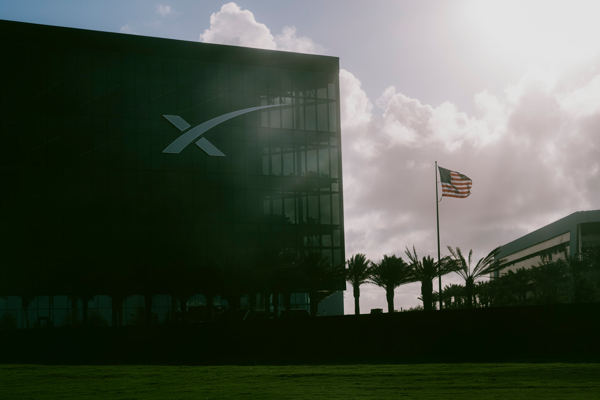 Riding High After I.P.O., SpaceX to Buy A.I. Start-Up for $60 Billion