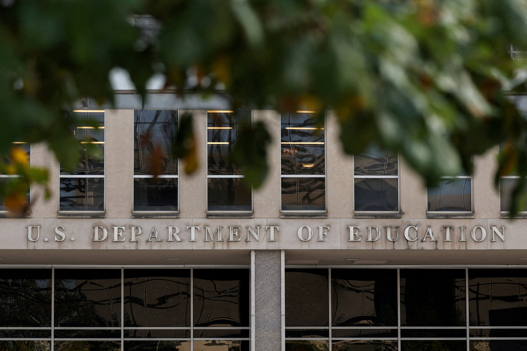 Education Dept. Lowers Student Loan Rates for Borrowers in Auto Pay