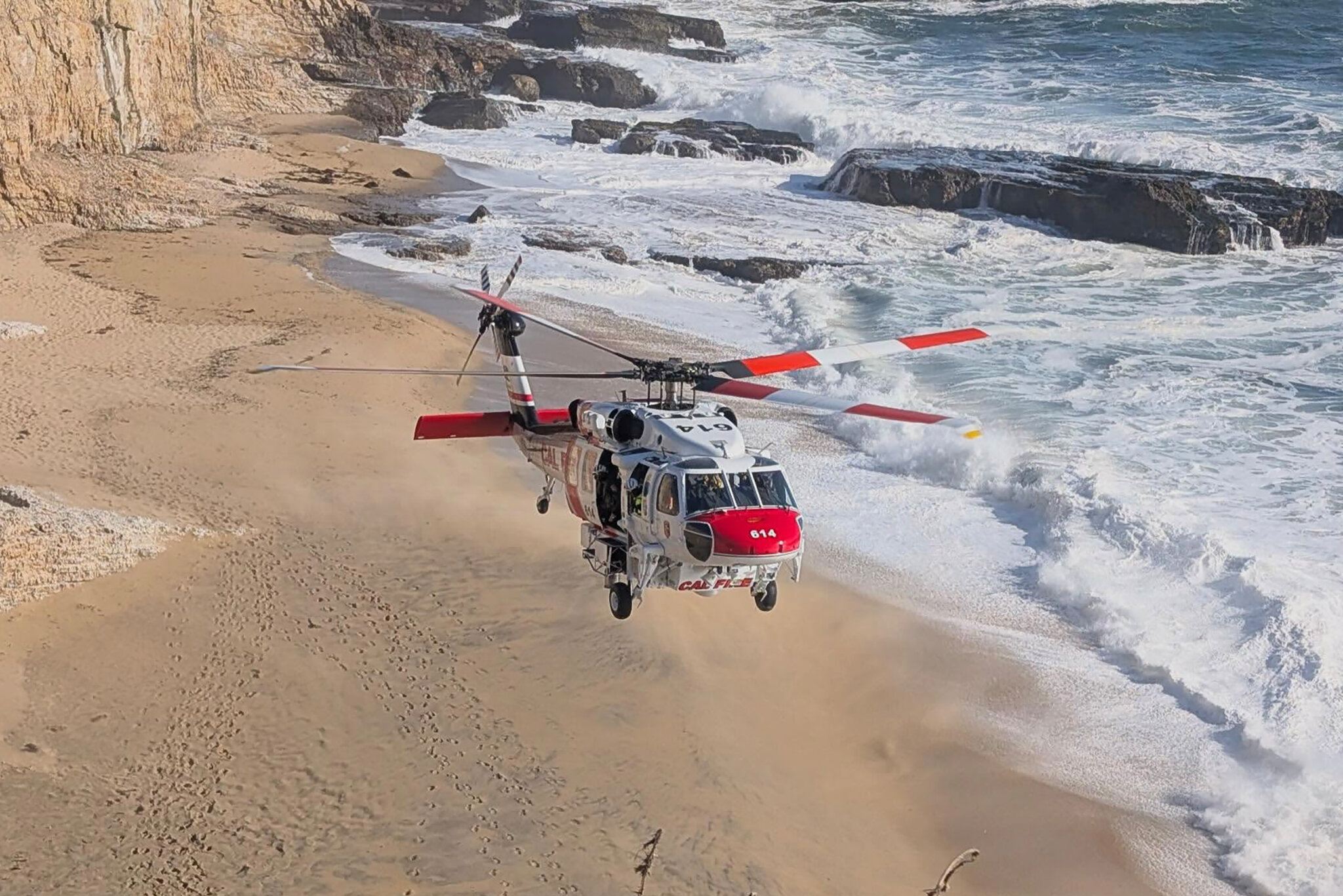 Large Waves Sweep Napping Beachgoers in California Into the Sea