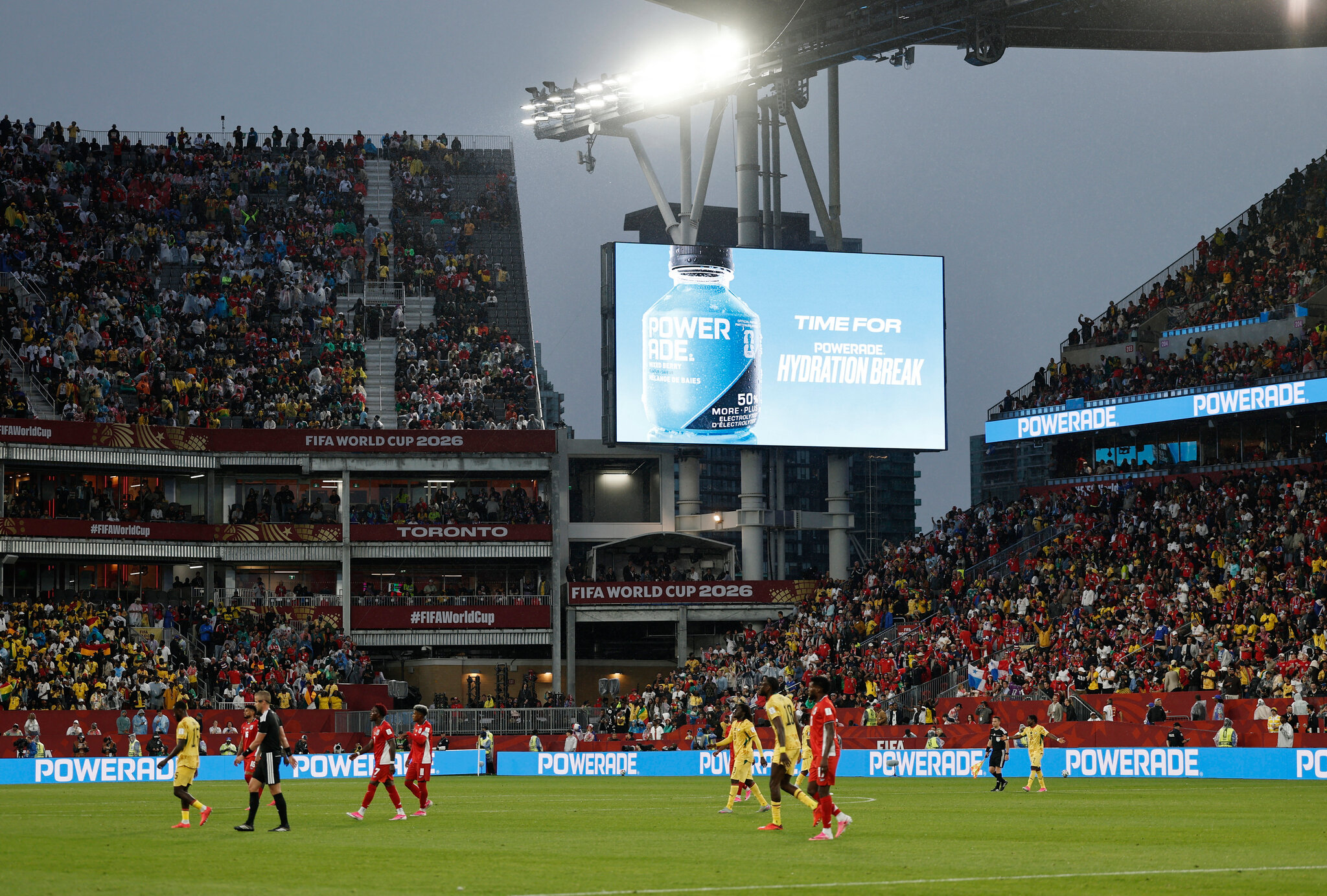 Many World Cup Fans Would Rather Skip the Hydration Breaks
