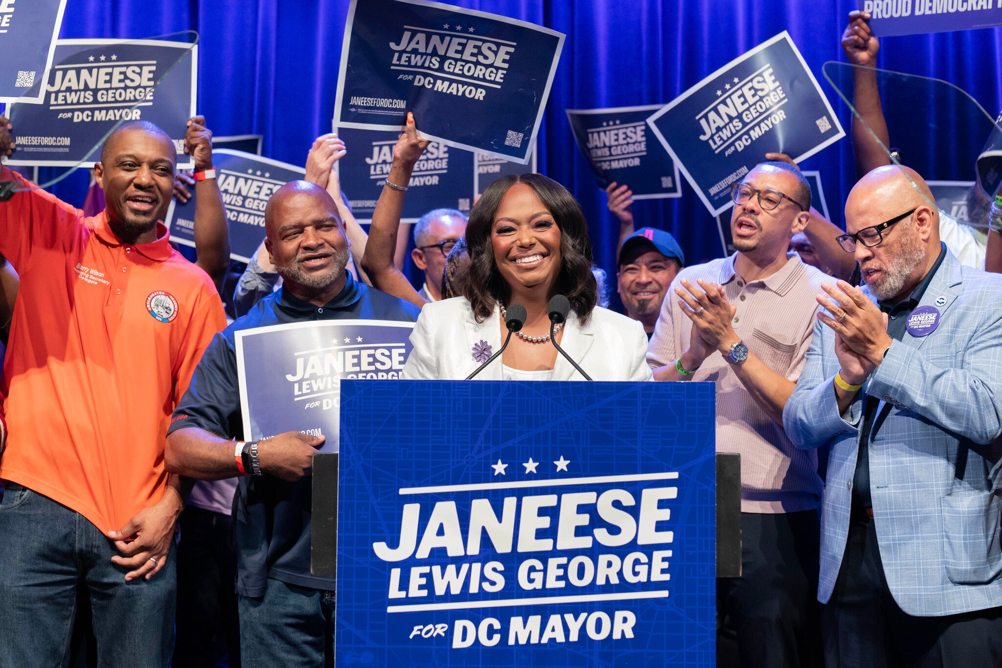 With Win in Washington, Socialists Have Momentum in Urban America