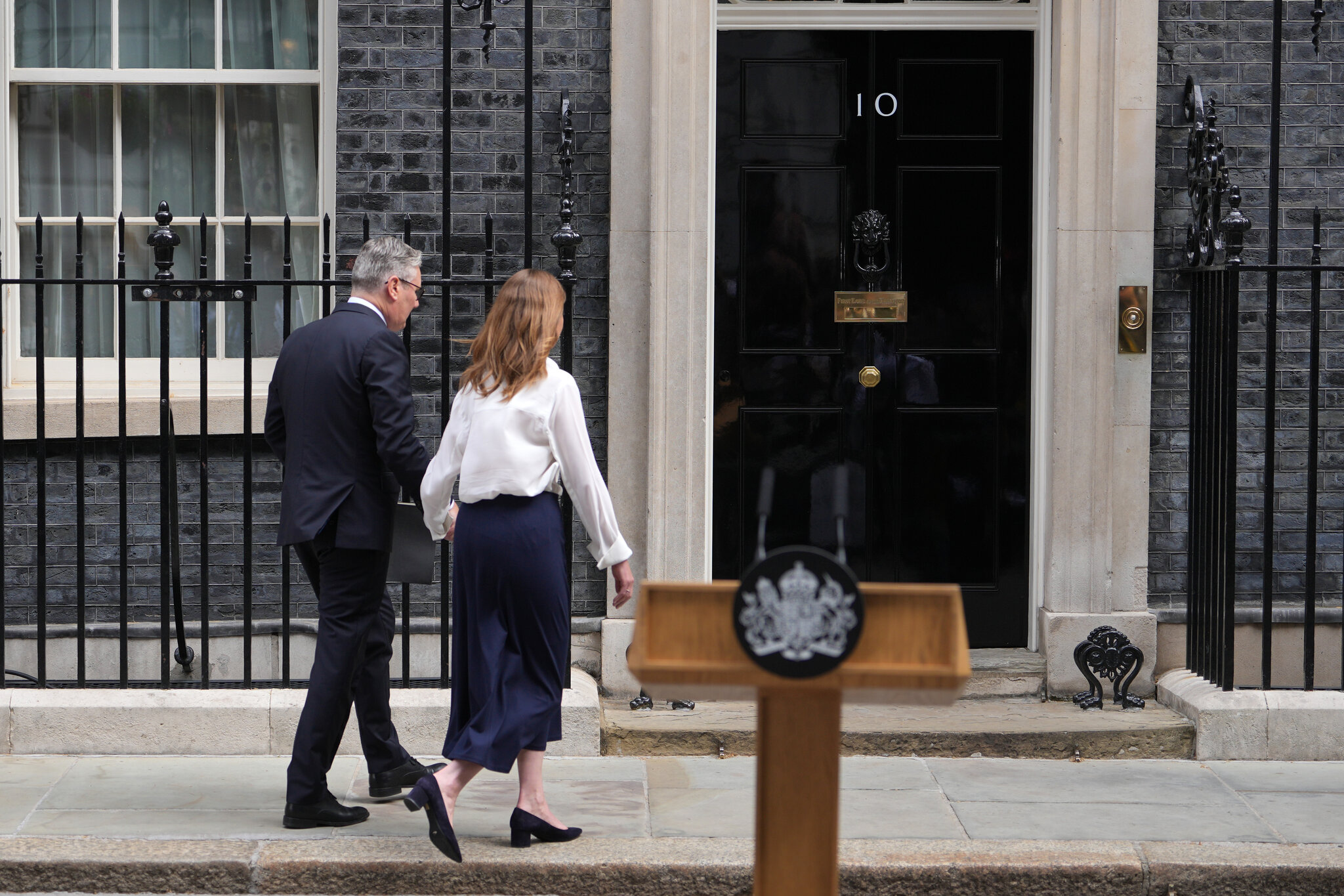 Who Will Replace Starmer? Here’s What Happens Next.