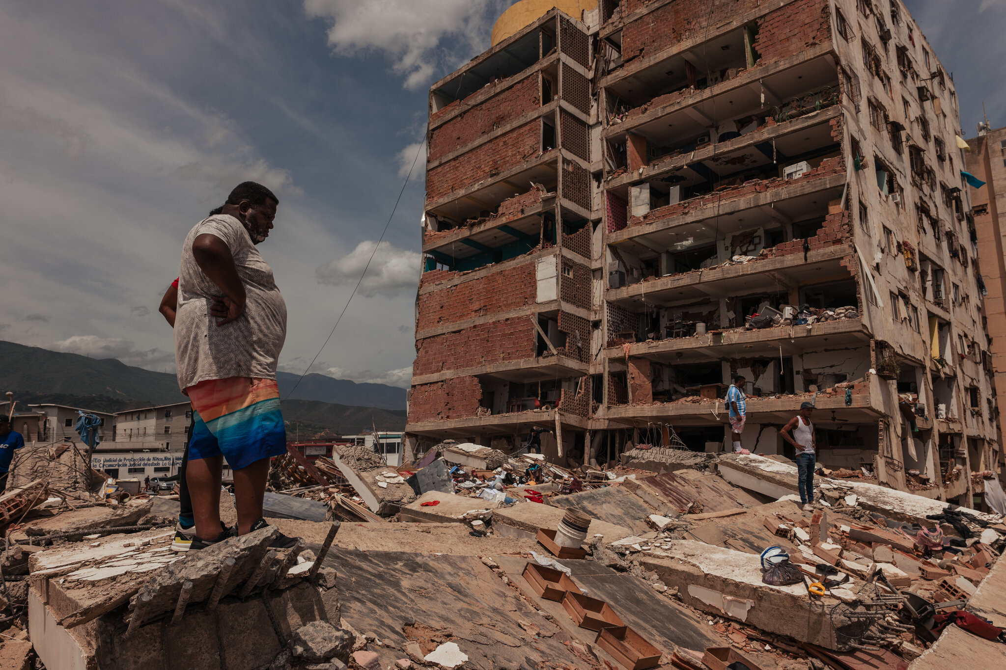 On the ground and online, Venezuelans desperately search for missing relatives.