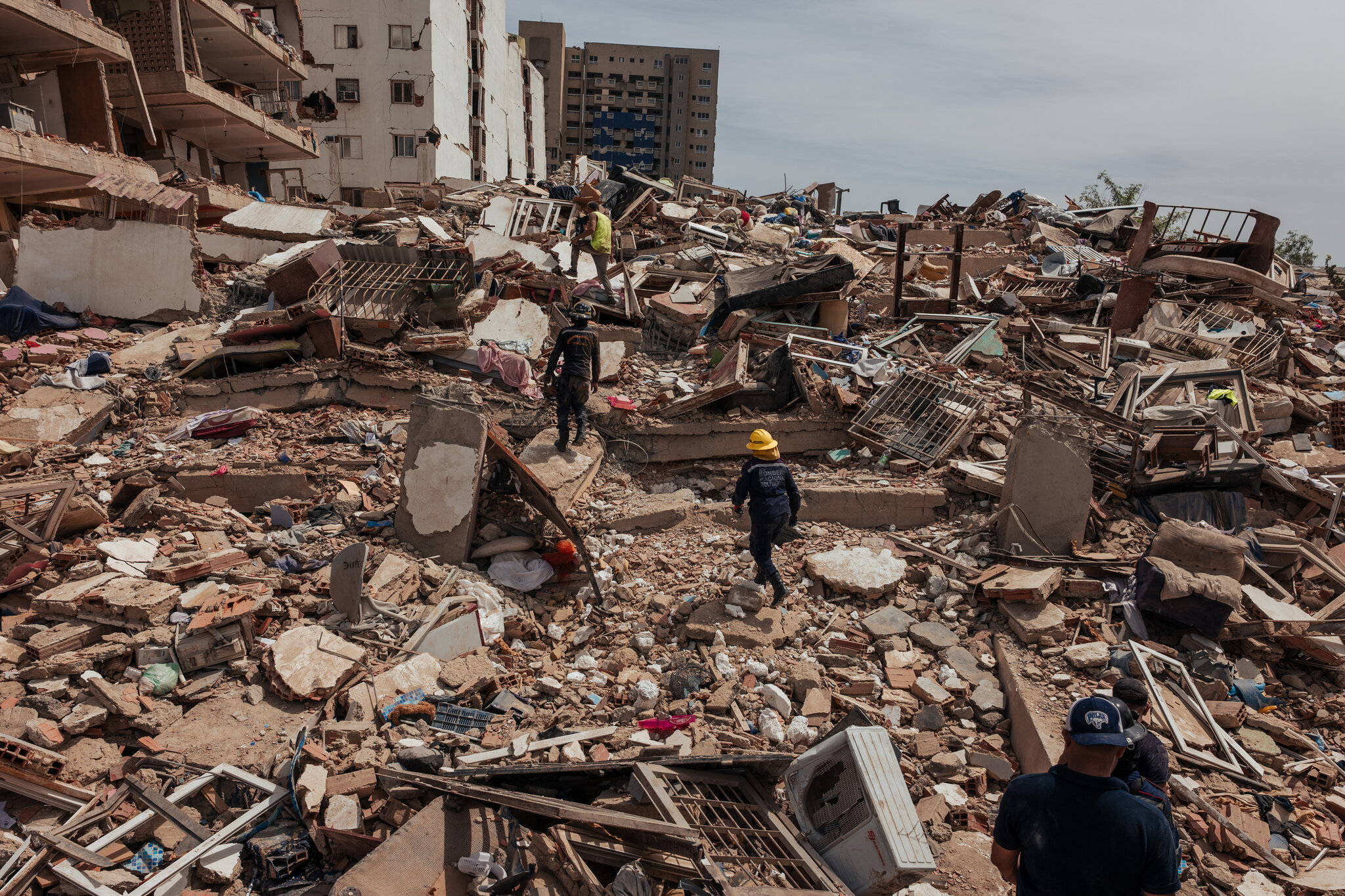 How Long Can a Person Survive Under Rubble?
