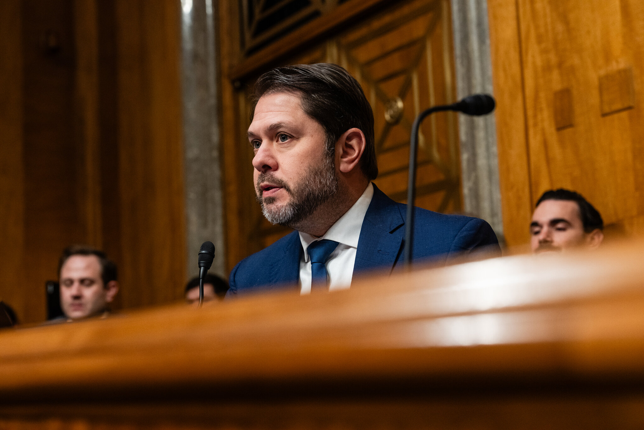 Island Resorts, Disney Stays: A Senator Uses Campaign Funds for Family Travel.