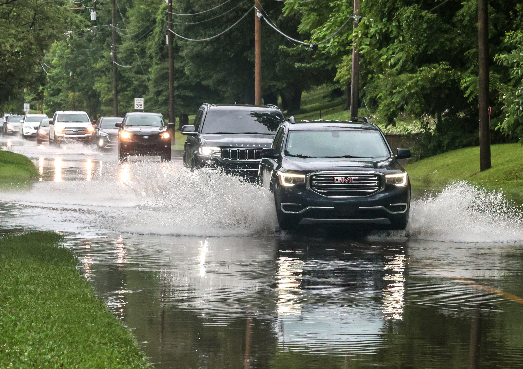 At Least 1 Is Dead in Kentucky Flooding, Governor Says