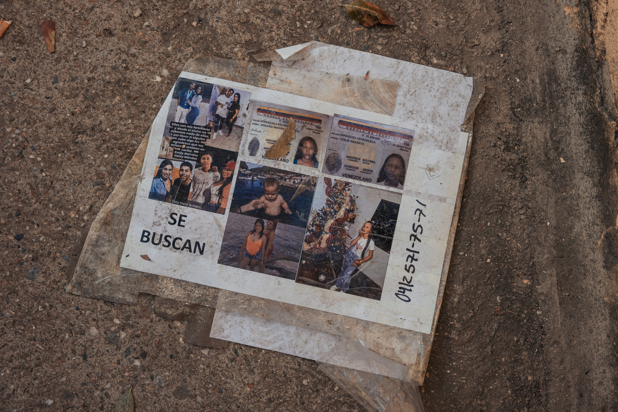 At a Caracas Morgue, Families and Officials Try to Identify More Than 100 Victims