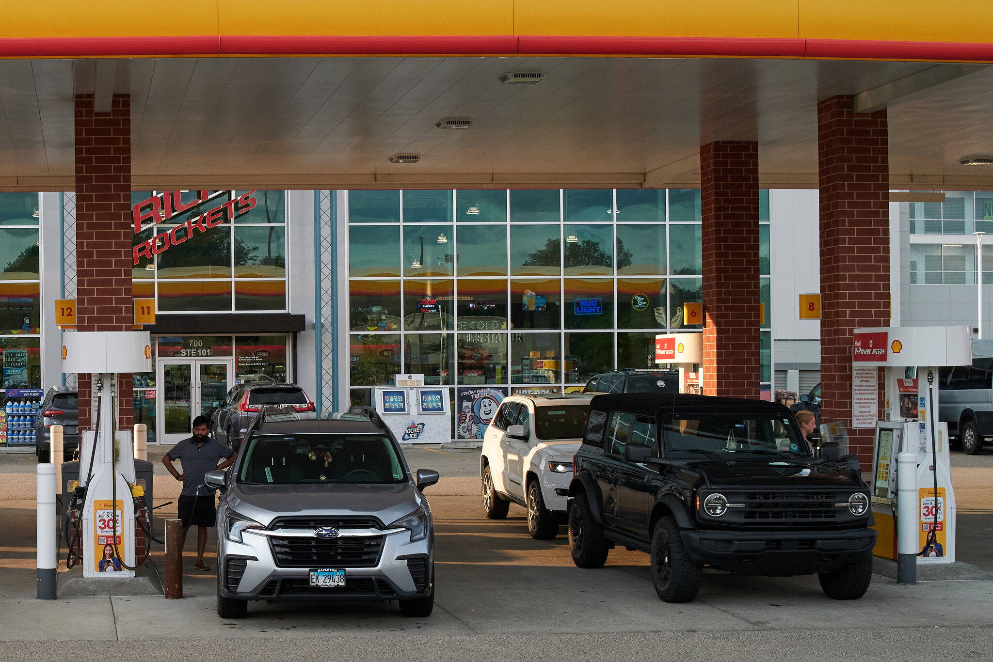 Oil Prices Rise on Possible Deal to Suspend Attacks in Gulf
