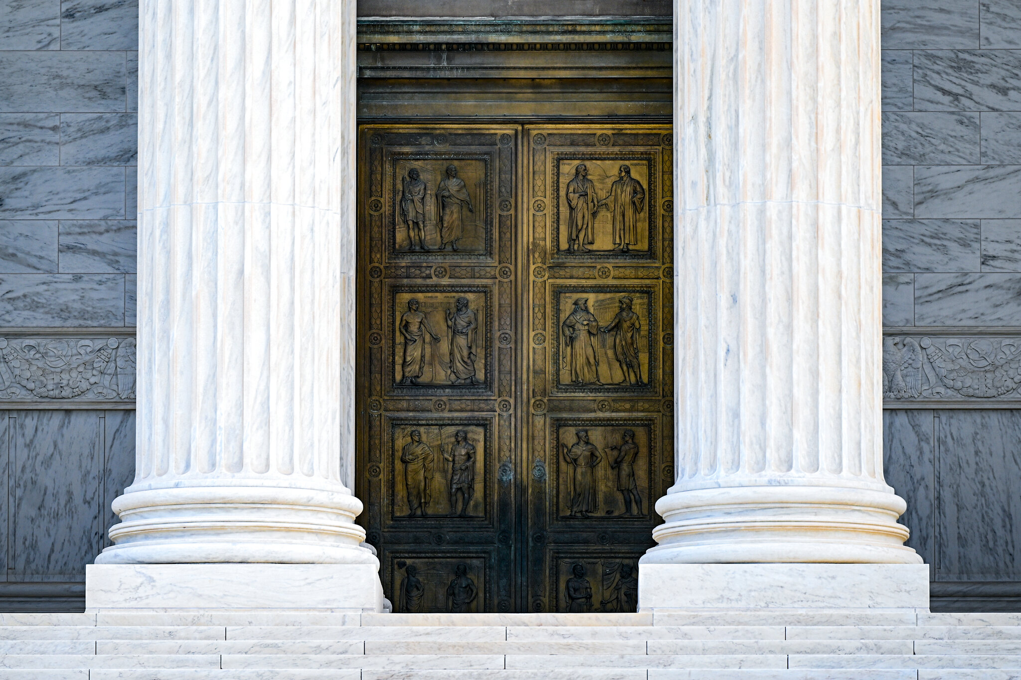 With Final Decisions Ahead, the Supreme Court Is Sharply Divided