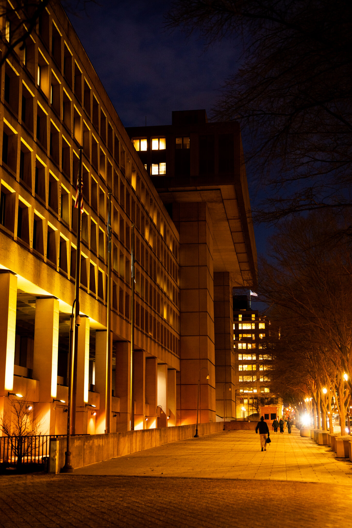 Inside Intelligence Agencies, a Fight Over Building a Master List of Spies