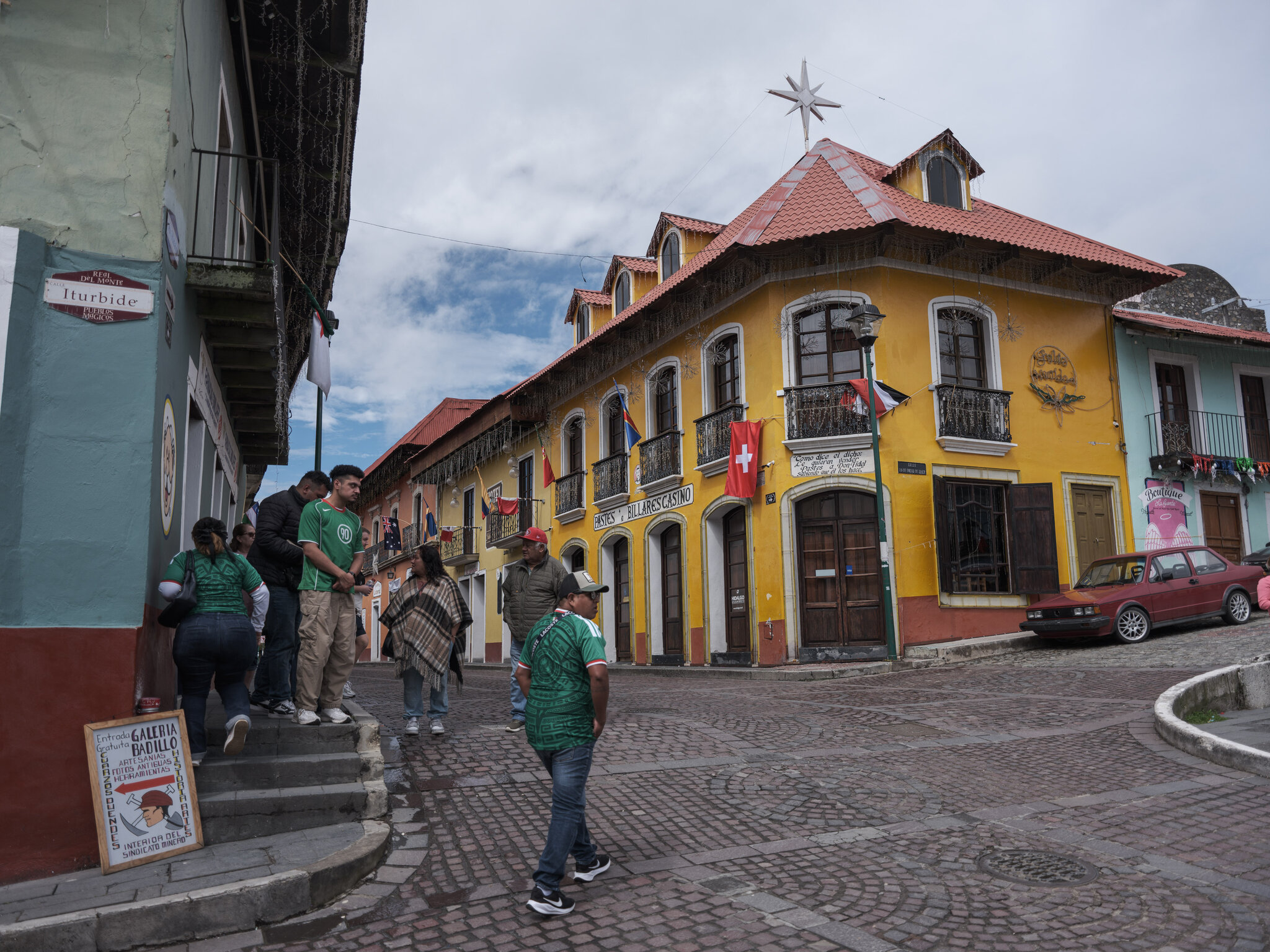 A Mountain Town Is the Birthplace of Mexican Soccer. But Which One?