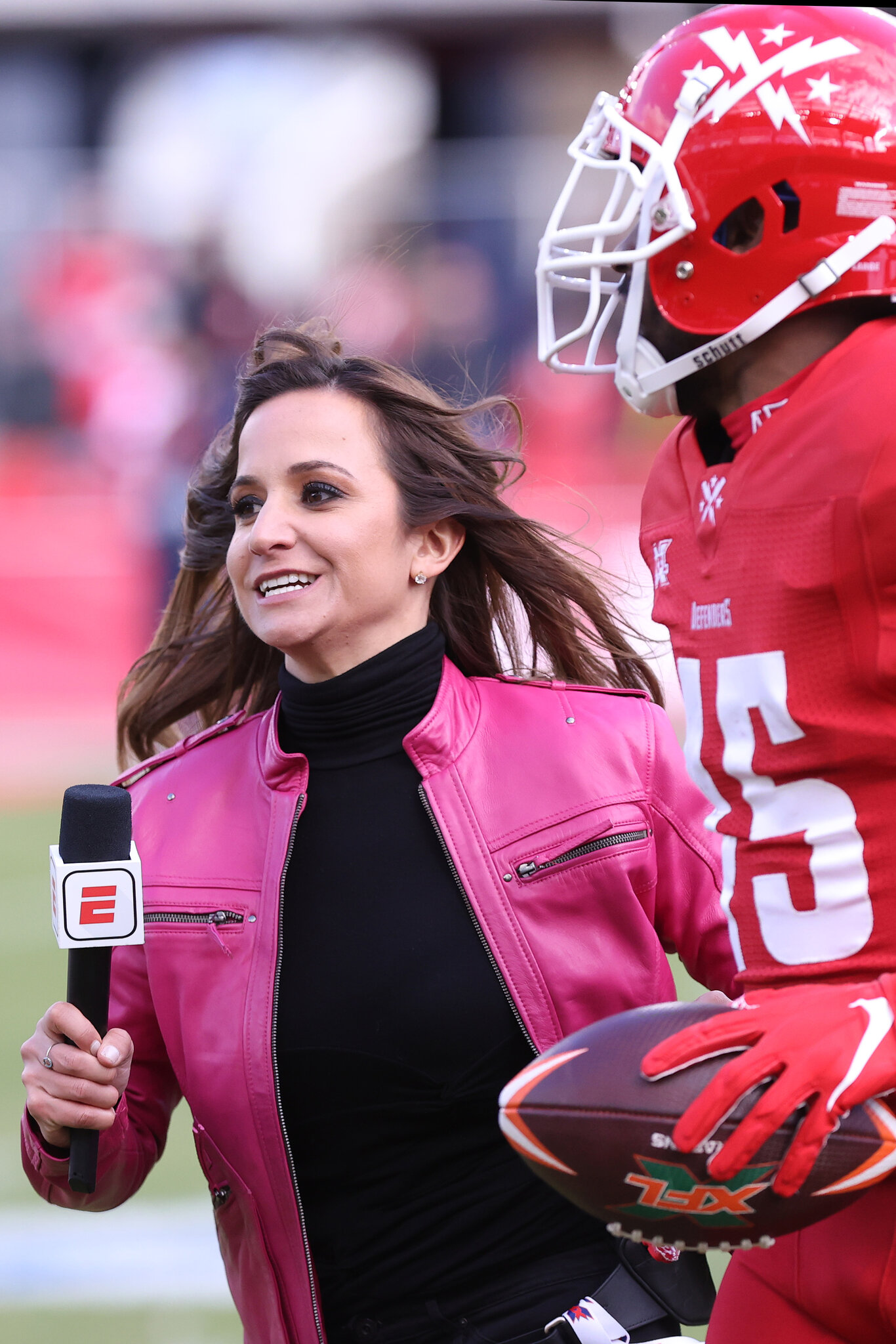 During Traffic Stop, N.F.L. Reporter Appeared to Show Off Her Access