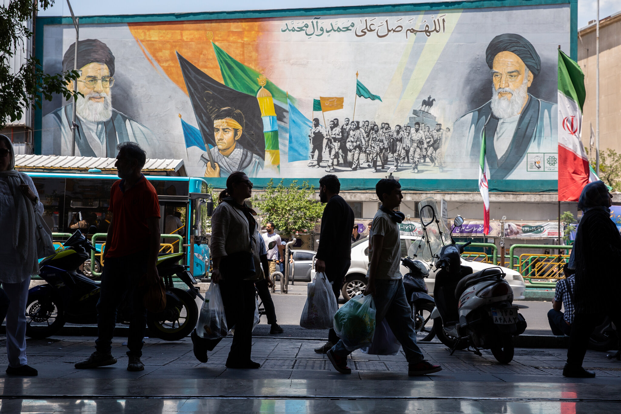 Israel Recruits Rabbis to Warn Followers: Don’t Spy for Iran