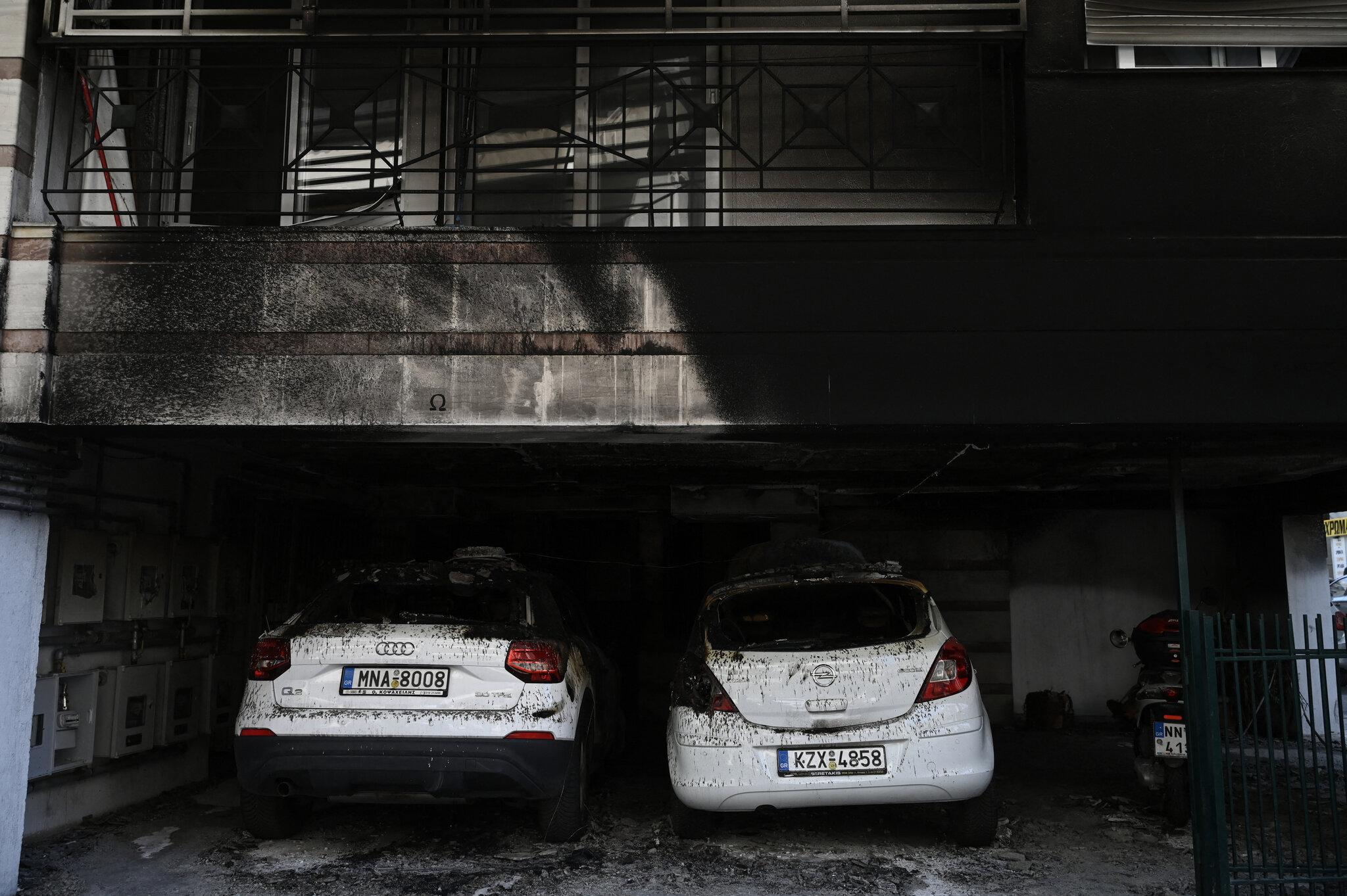 3 Bombings in Greece Target Members of Governing Party, Officials Say