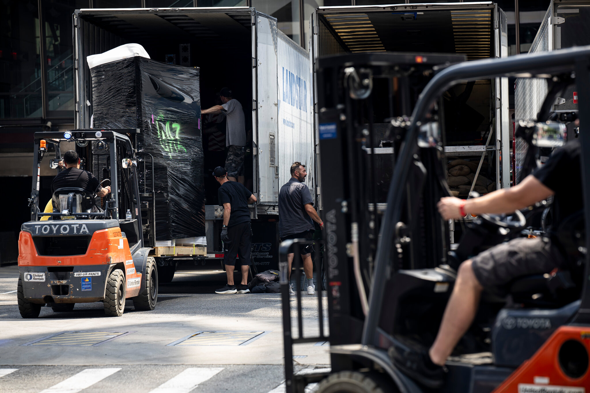 The Not-So-Simple Logistics Behind Taylor Swift’s N.Y.C. Bash