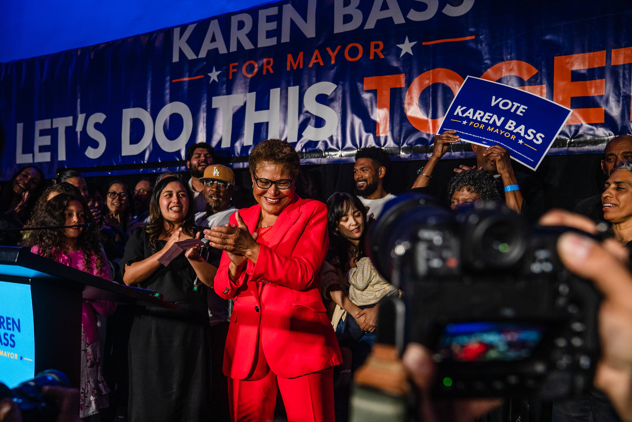 Incumbent Karen Bass Advances to L.A. Mayoral Election in November