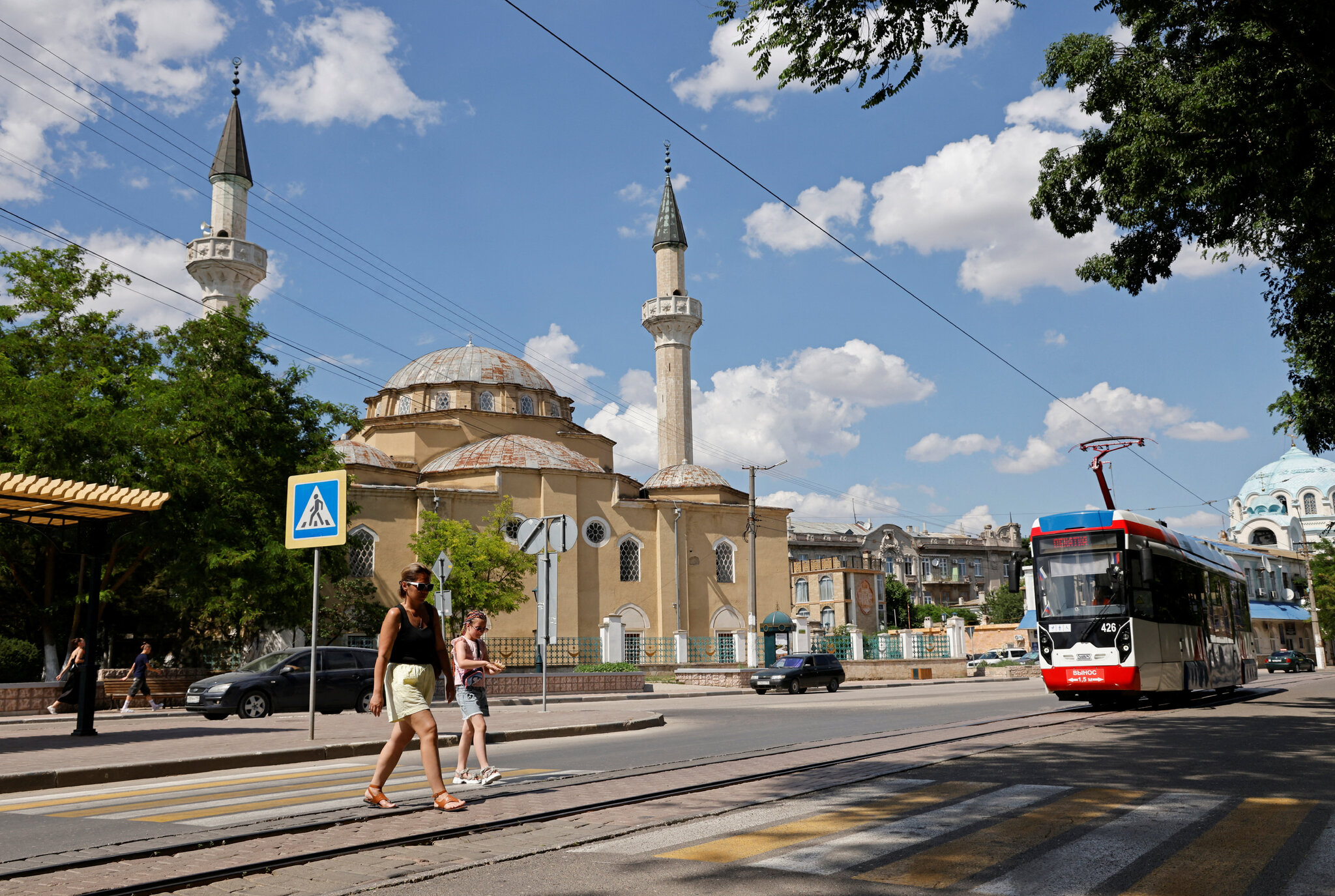 With Attacks on Crimea, Ukraine Hopes to Pressure Putin to End the War