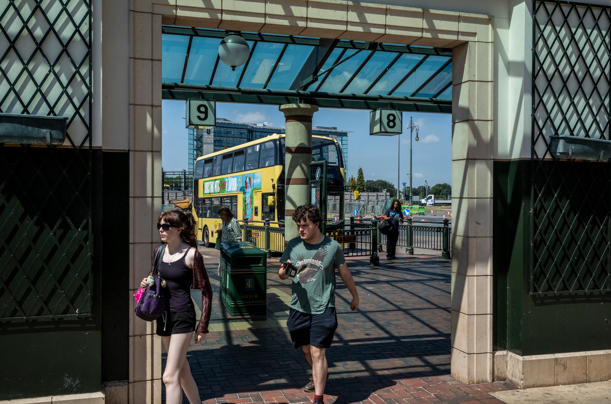 How Yellow Buses Helped Fuel the Rise of the Man Poised to Lead Britain