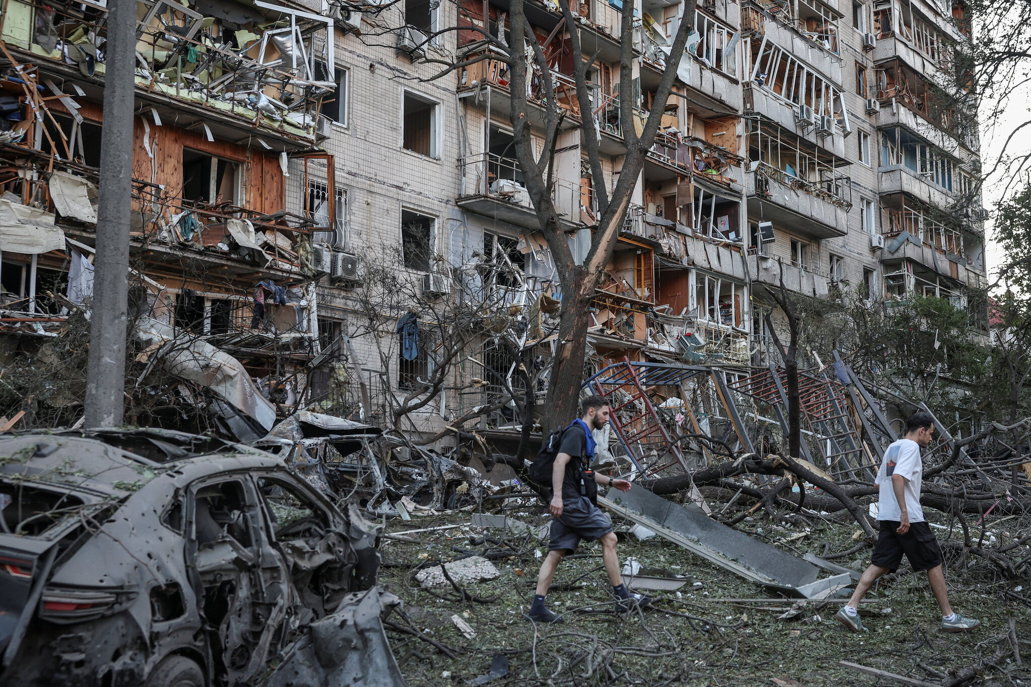 Russia Bombards Ukrainian Capital With Deadly Wave of Attacks