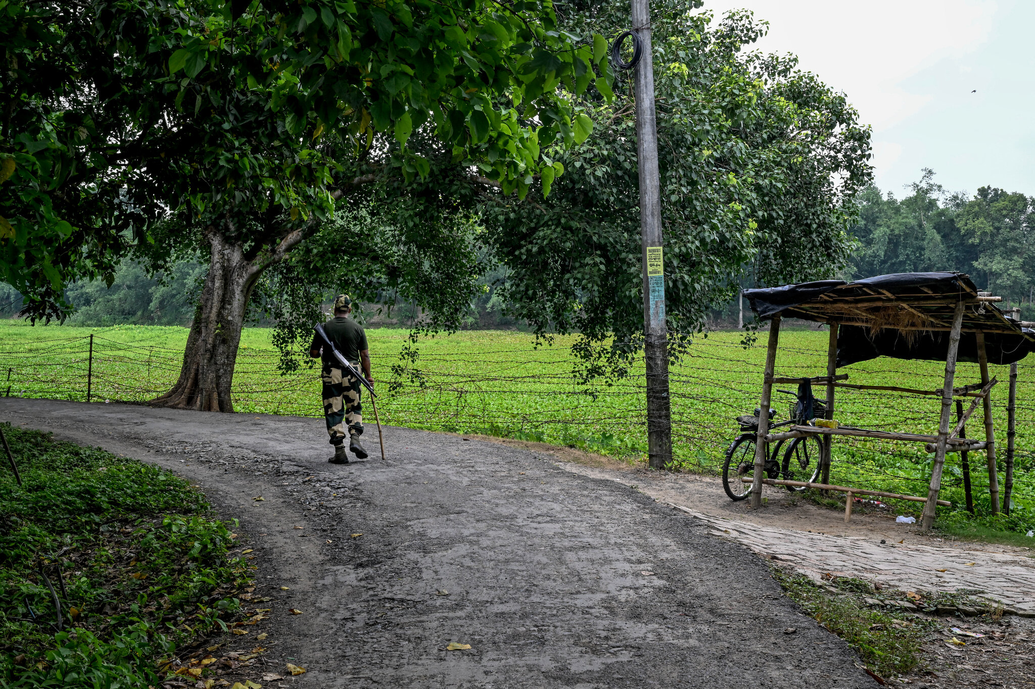 Armed Standoffs Over Migrants Erupt on India’s Longest Border