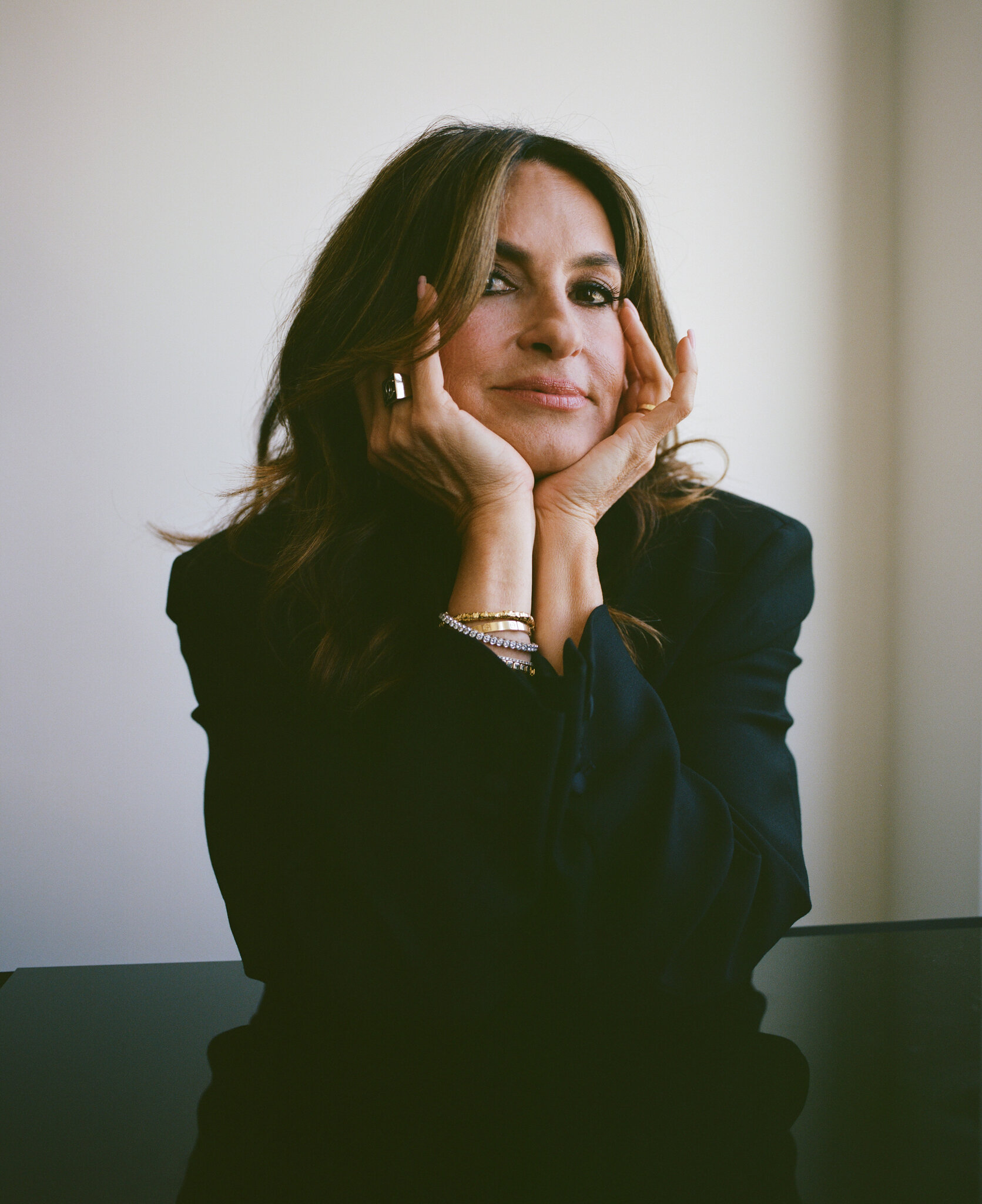 Mariska Hargitay to Host the Emmys
