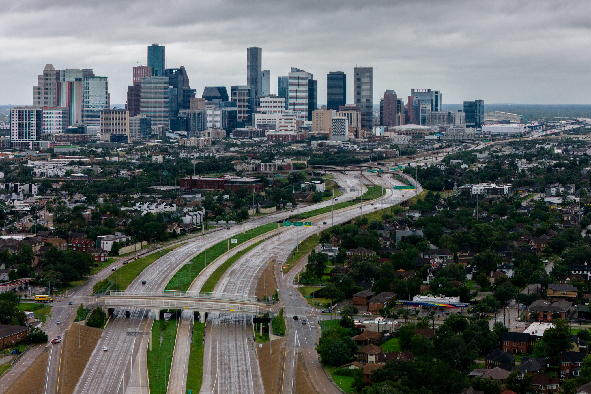 ICE Officer Kills a Mexican Man in Houston