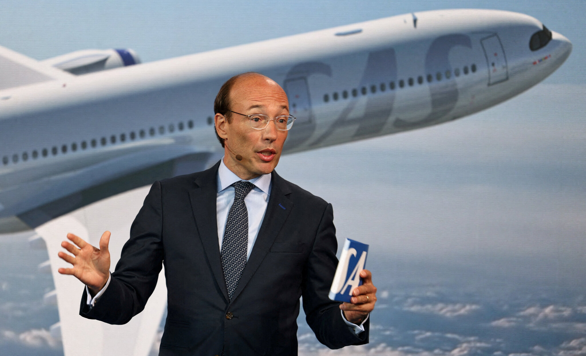 Air Canada Chooses a C.E.O. Who Speaks French After Language Backlash