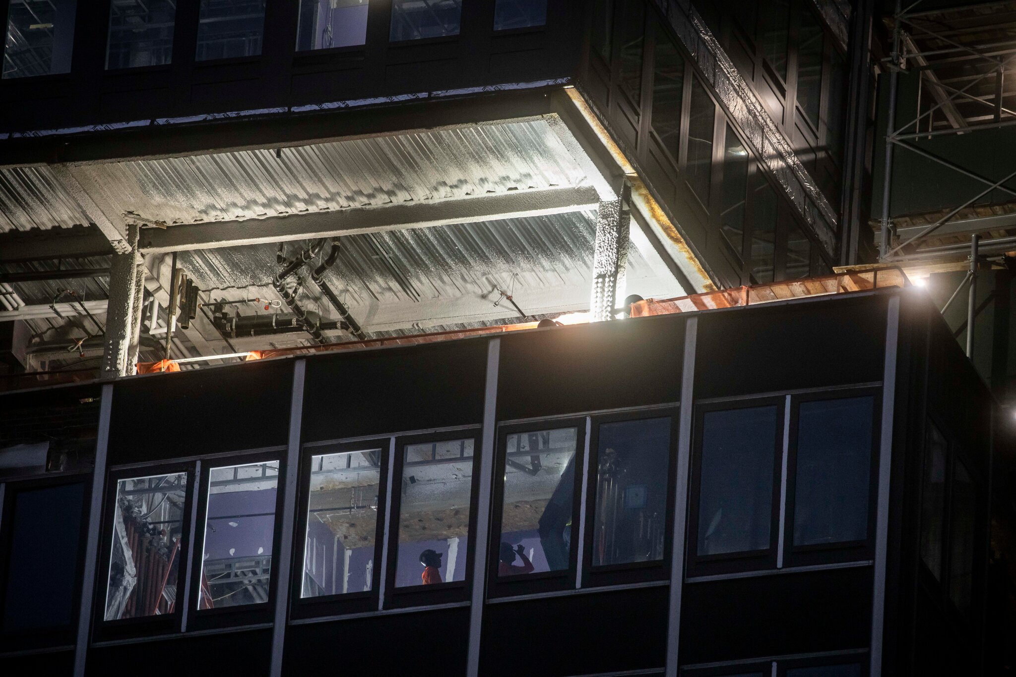 Inspector of Buckling Building Cited for Missing Problems at Other Sites
