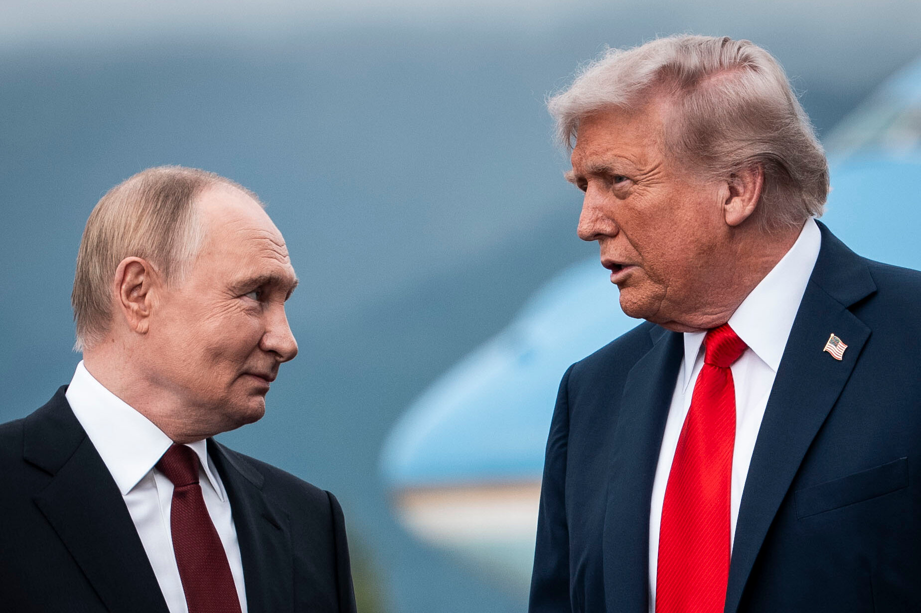 Contrasts in War: Trump Sought an Exit. Putin Pushed On. Now Both Are Stuck.
