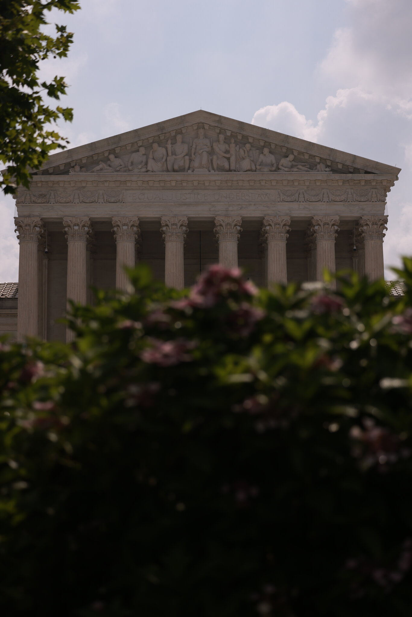 A Justice With No Plans to Retire and a Trump Lawyer Now on the Bench