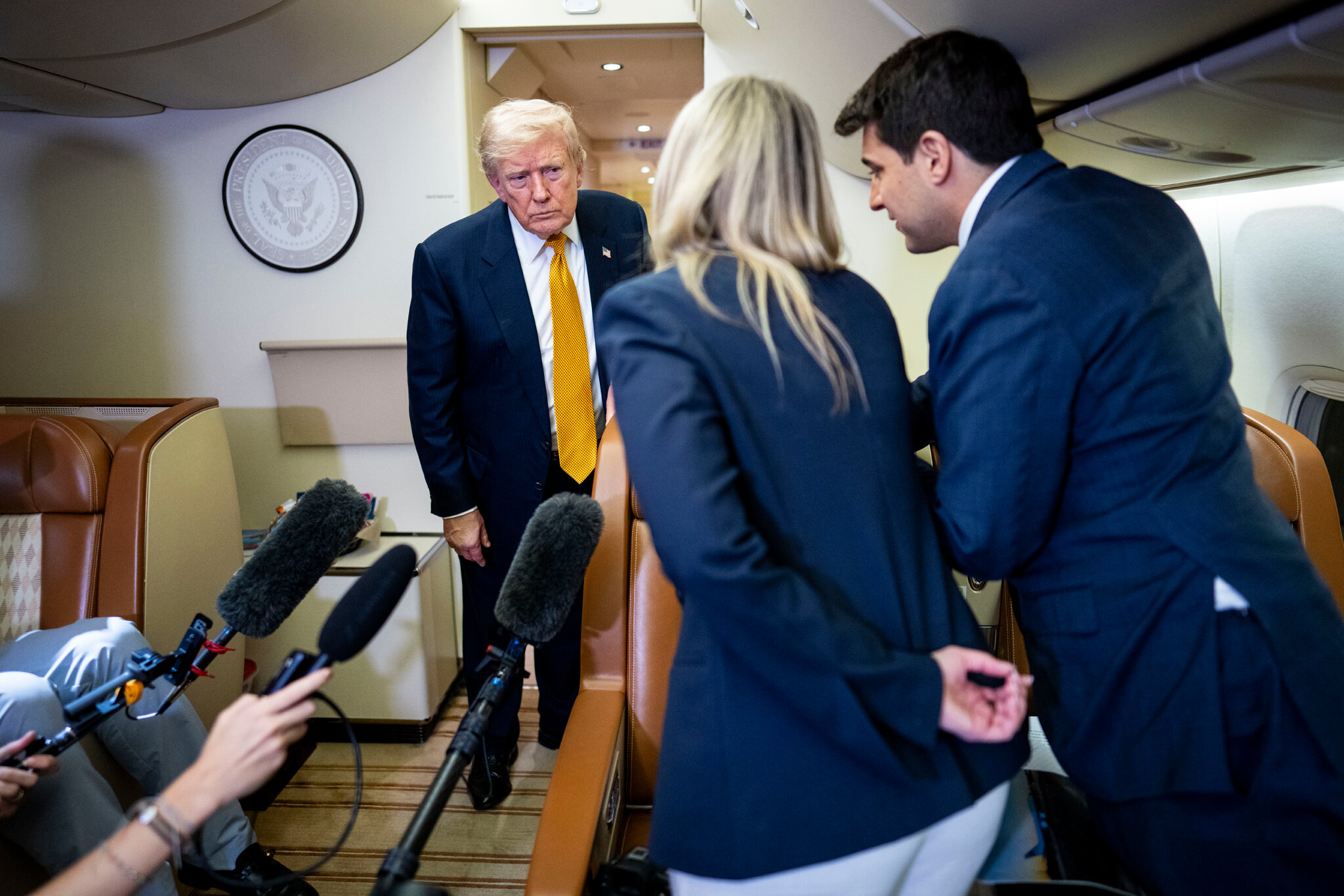 As U.S. Steps Up Attacks on Iran, Prospect of All-Out War Rises