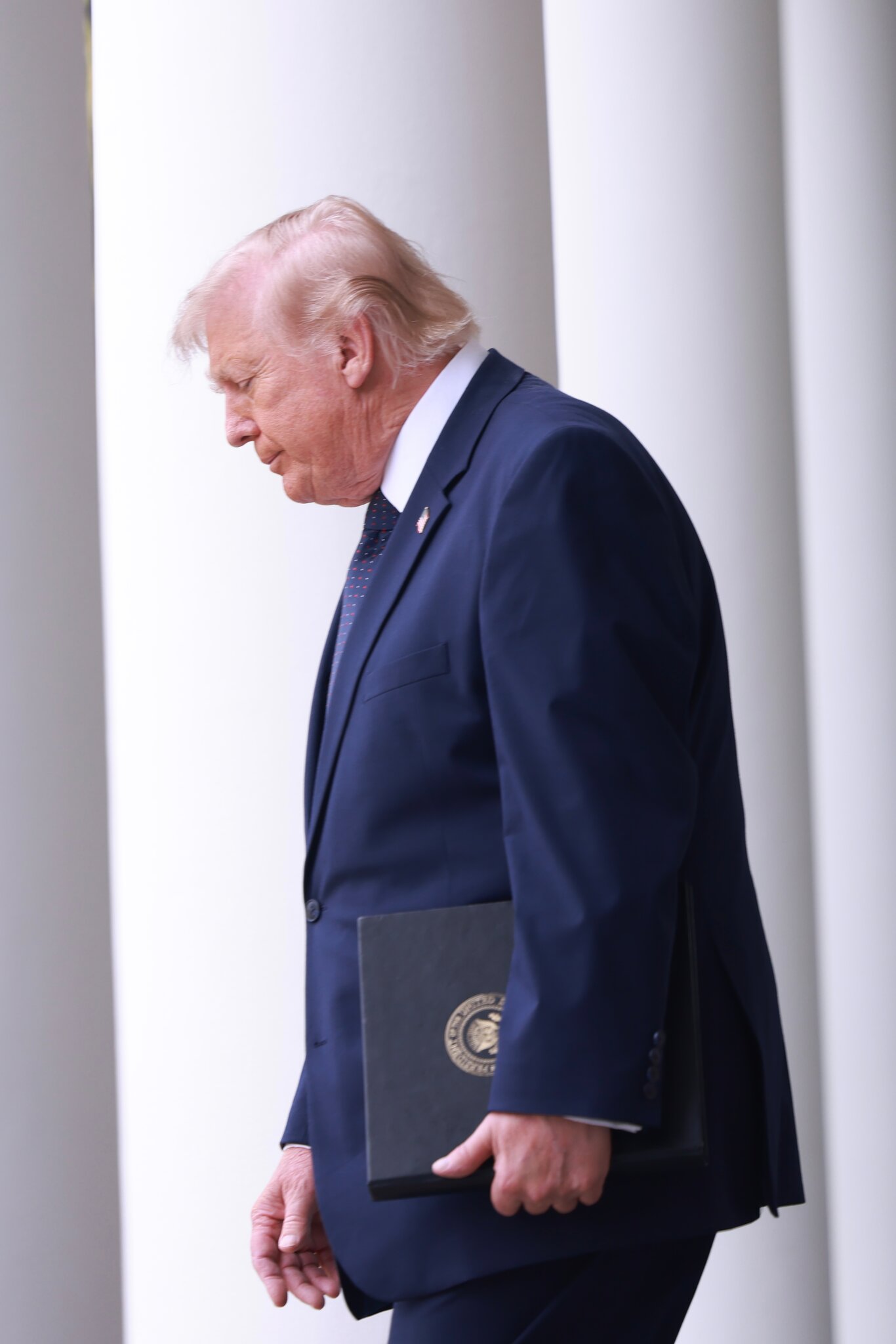Trump’s Posts on Singing Somali Schoolchildren Stir Anger in Minnesota