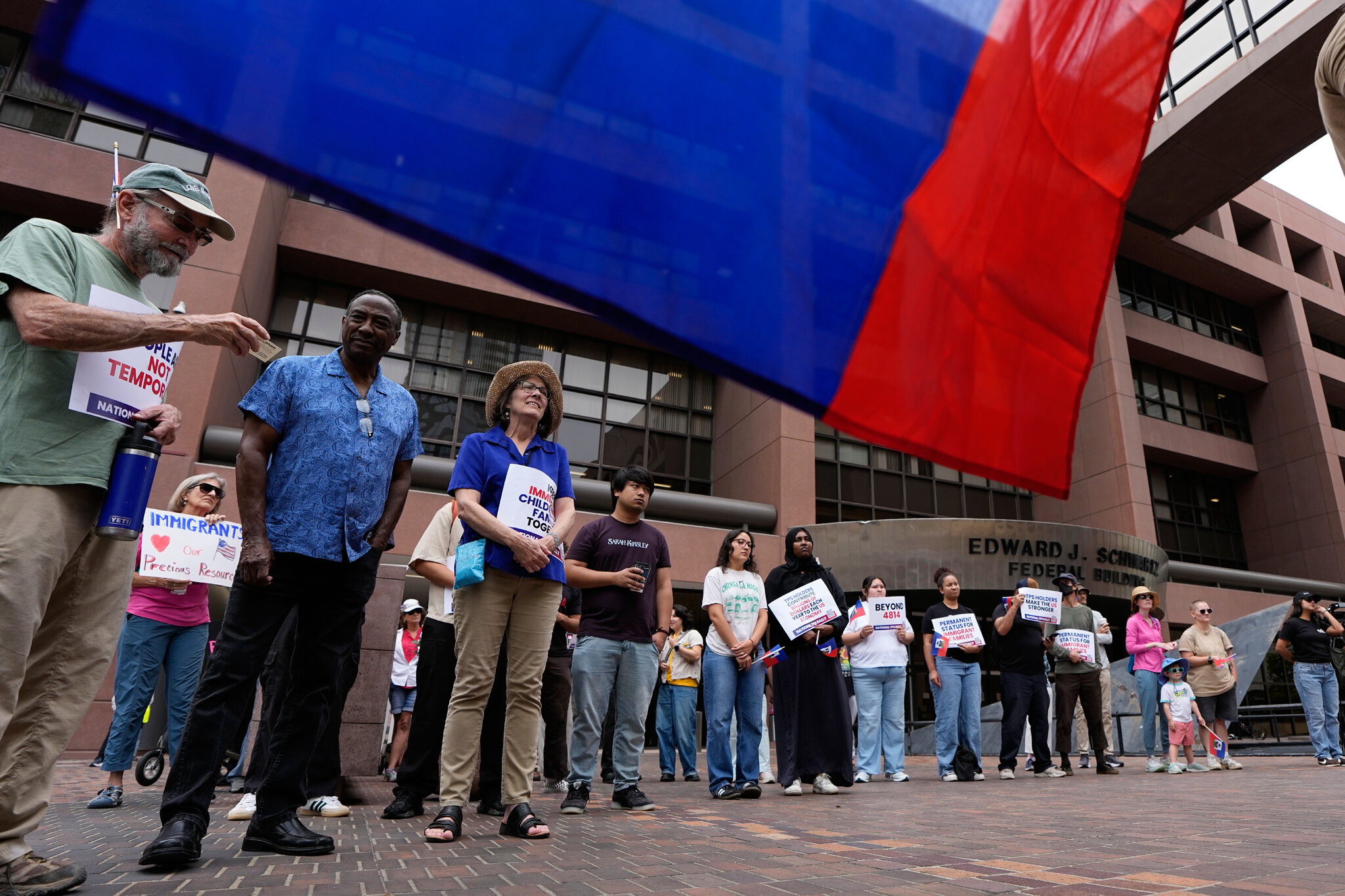 U.S. Employers Told to Dismiss Thousands of Immigrant Workers
