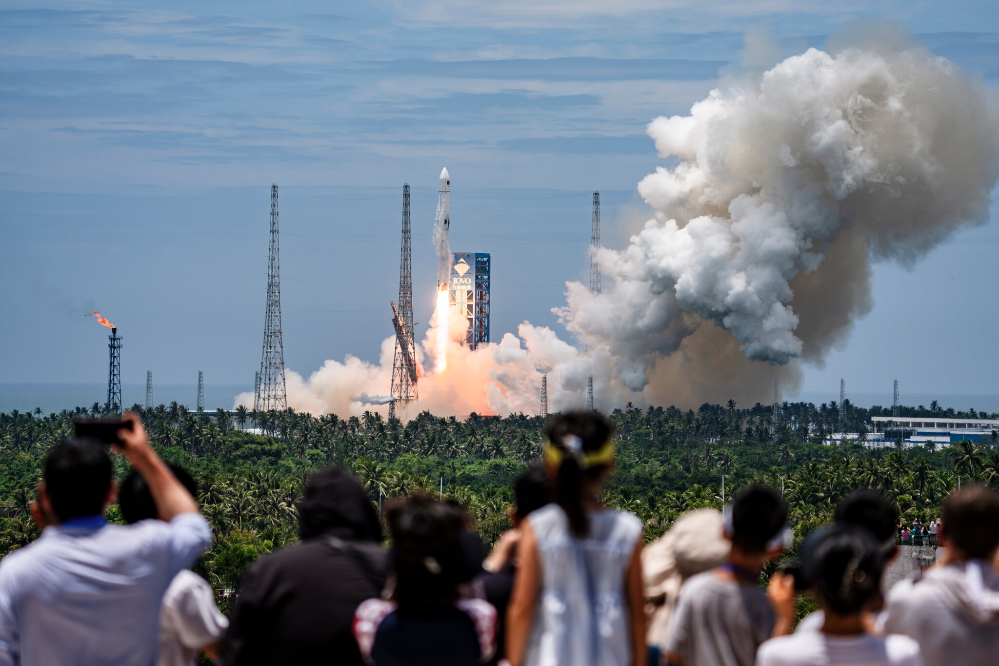 With a Successful Rocket Launch, China Clears a Key Hurdle in Race With SpaceX