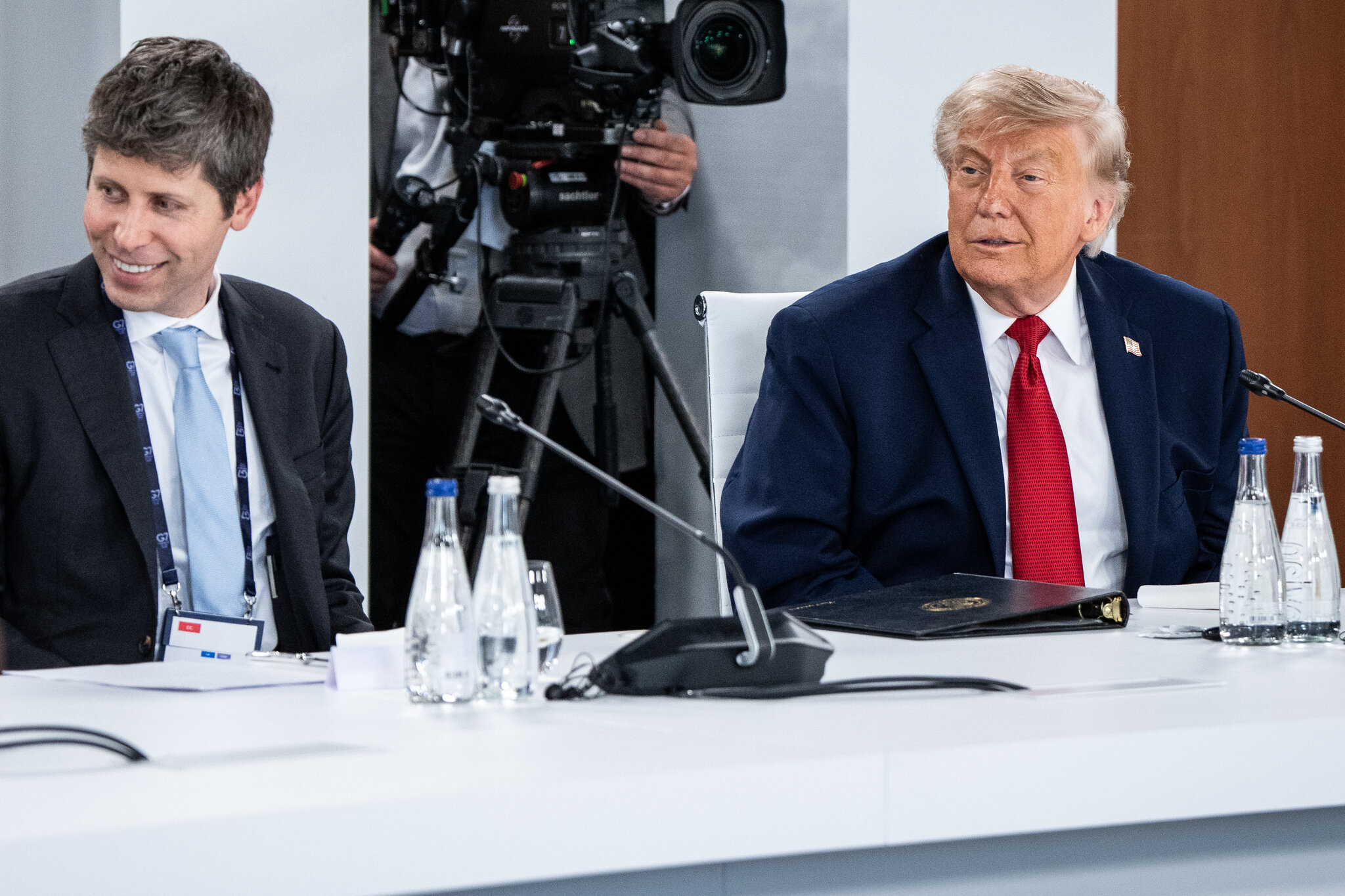 Trump Administration Is Snapping Up Stakes in Private Companies. Could A.I. Be Next?