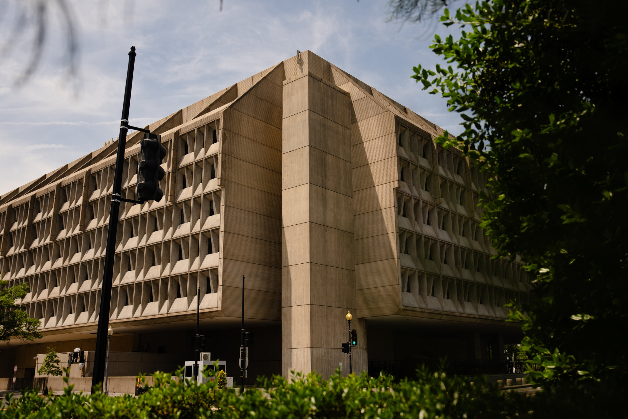 Health Dept. Rescinds Freeze on $10 Billion for 5 Democratic States