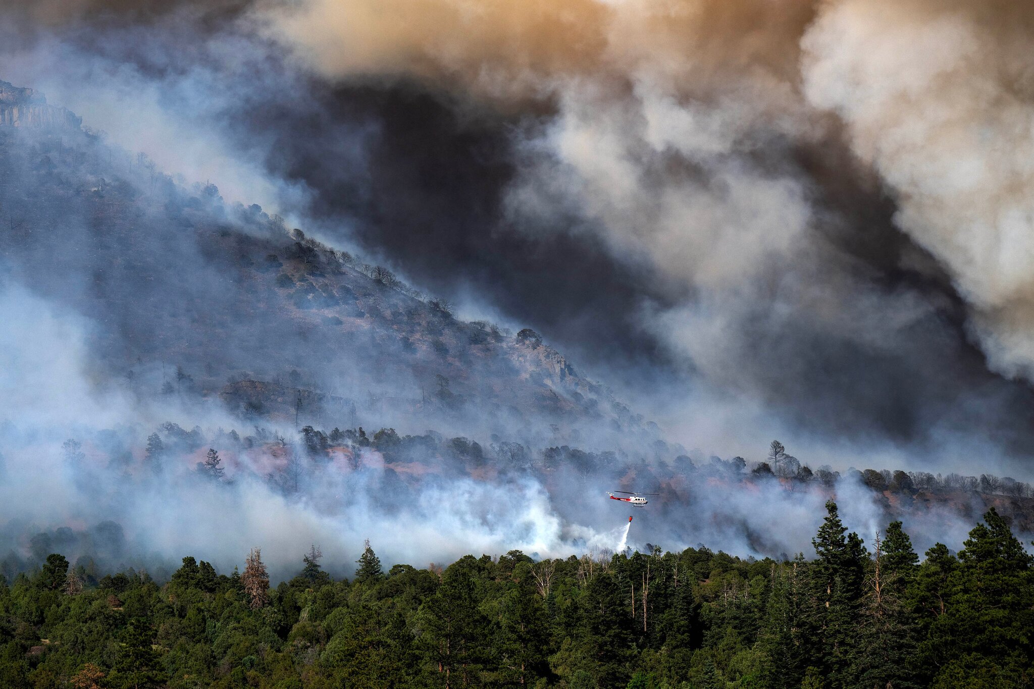 Helicopter Pilot Dies While Fighting Wildfire in Western Colorado