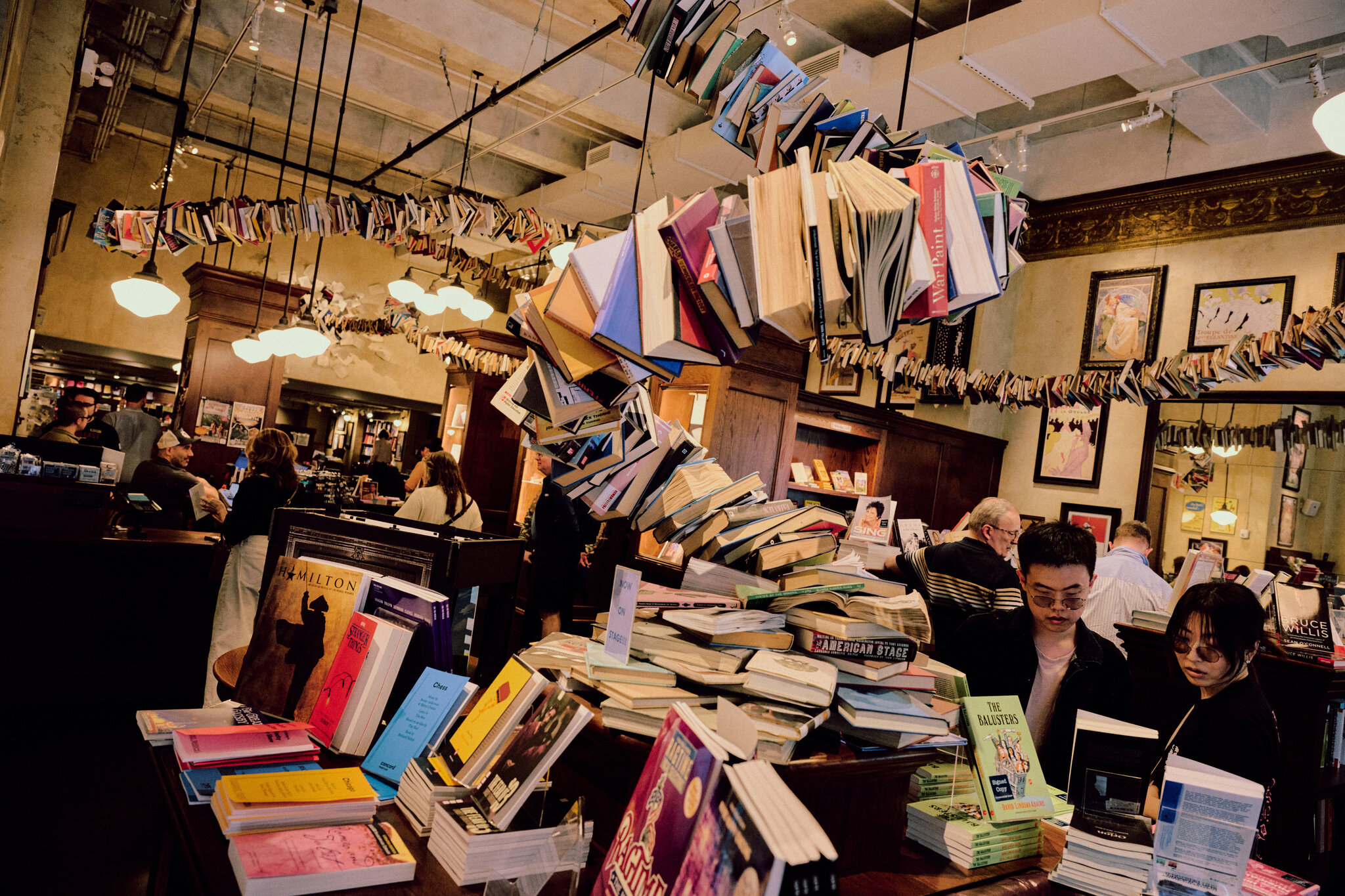 How to Spend a Bookish Afternoon in Midtown Manhattan