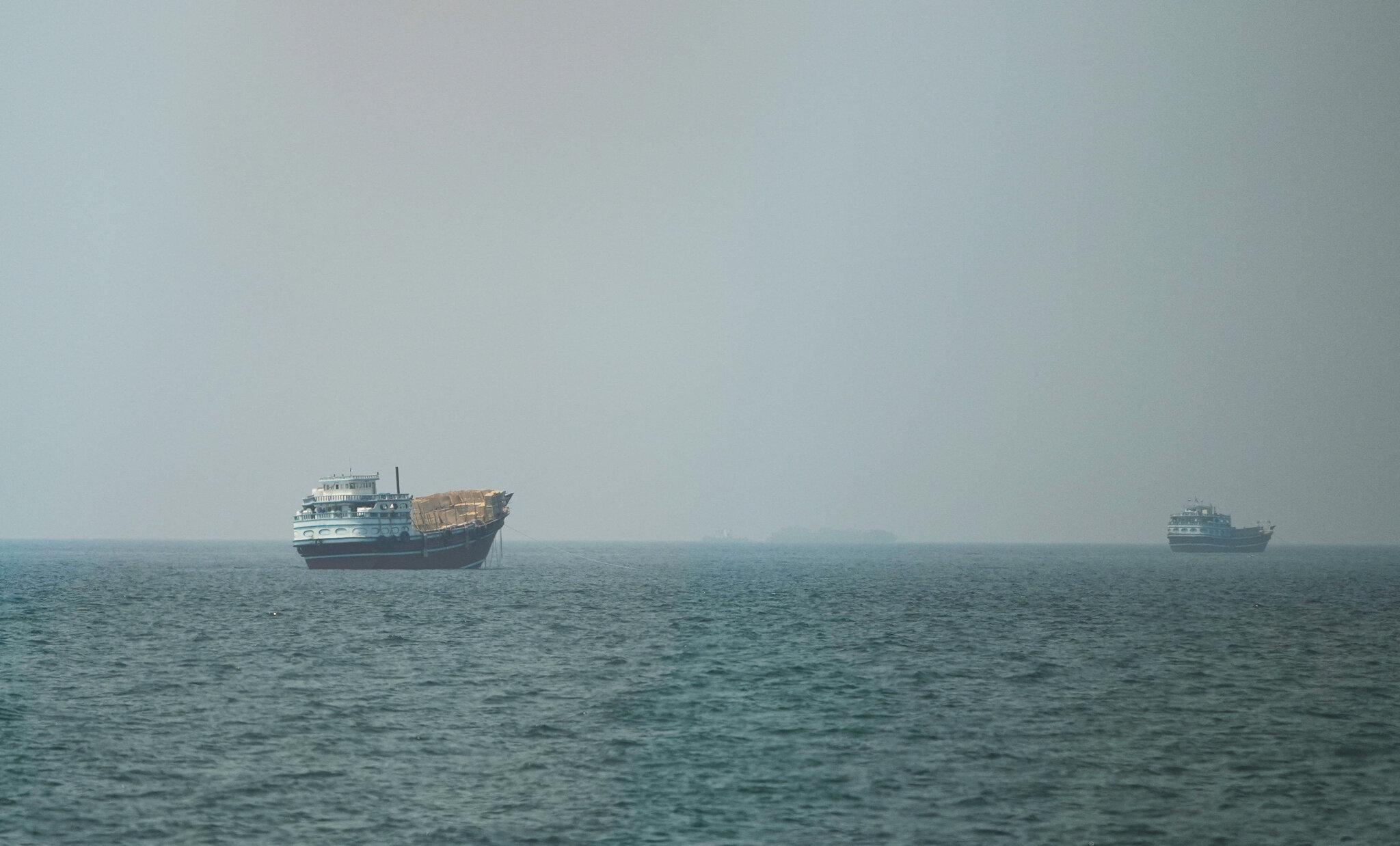 Oil Rises Above $85 a Barrel as Gulf Clash Escalates
